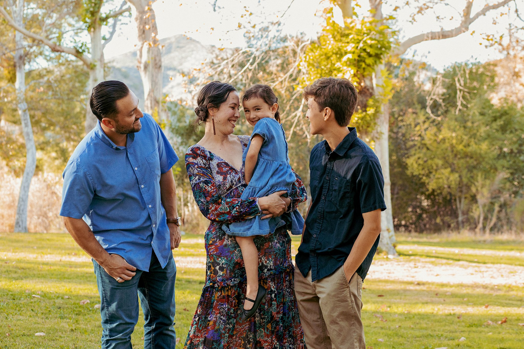 WEB The Lara Family_2594.jpg