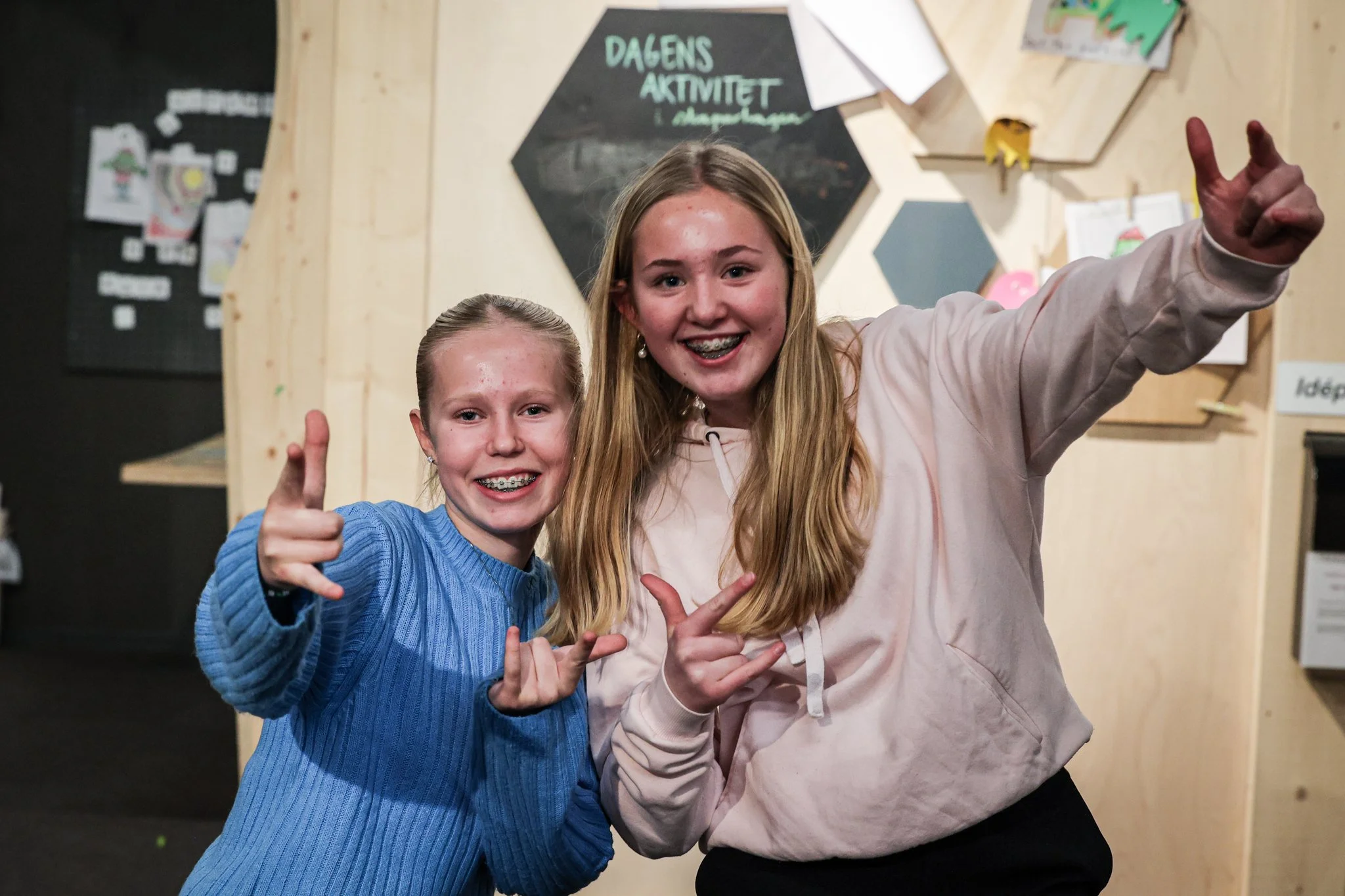 To elevar på vitemeir