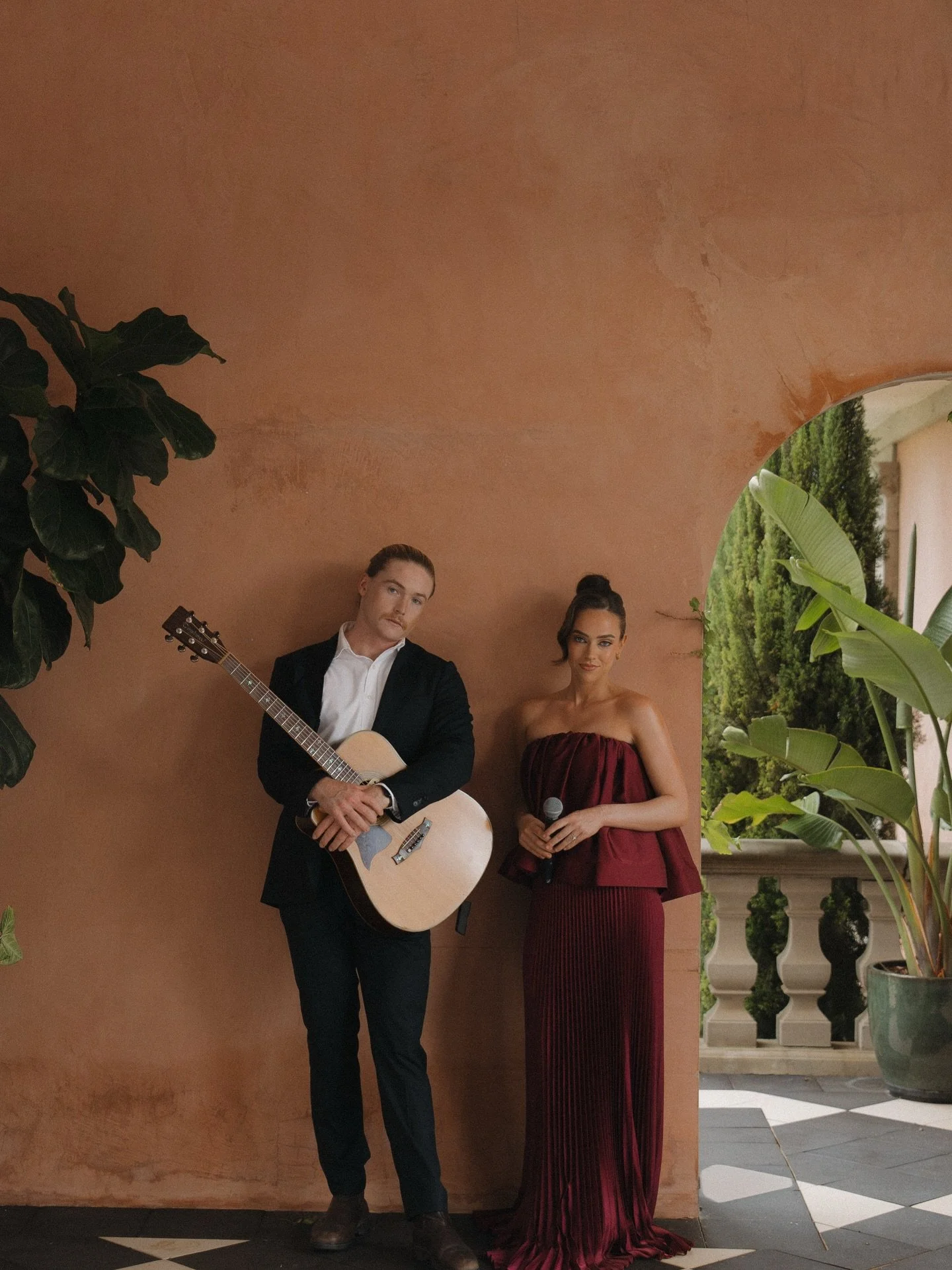 An elevated live music experience for the modern bride | Aisle to after-party.

Explore our premium offerings - www.pinnacleacoustic.com

🎥 @sunnydazelovers