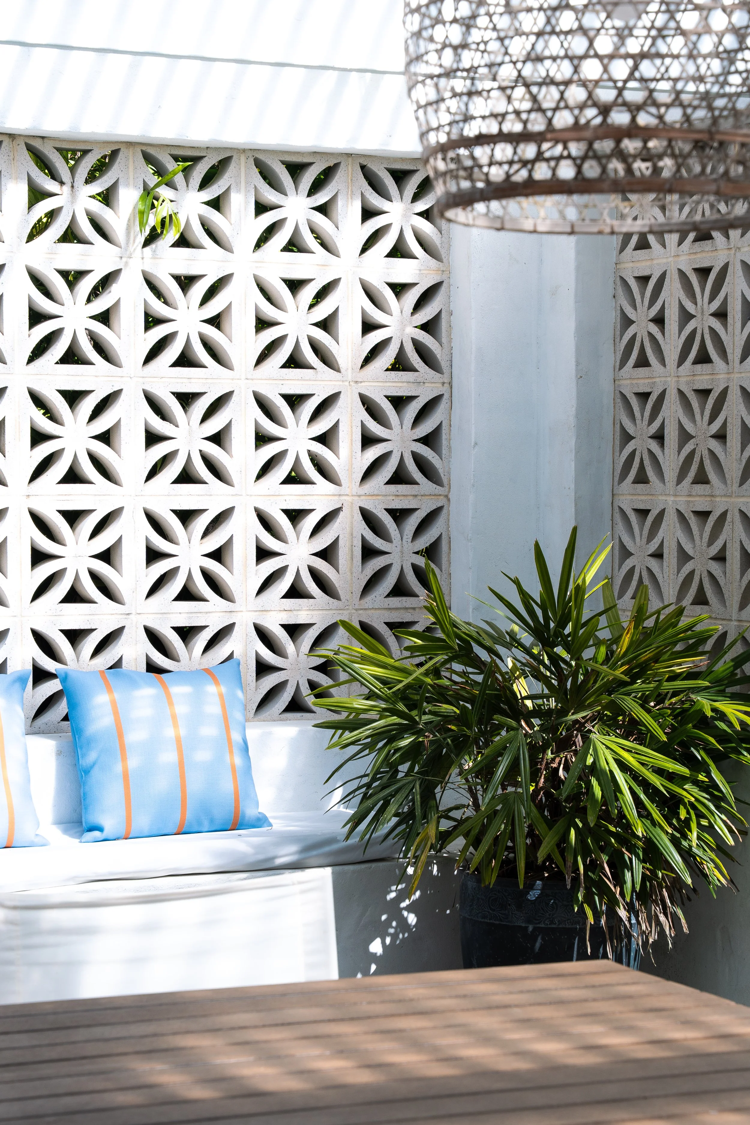 Tahi - Lifestyle-8.jpg