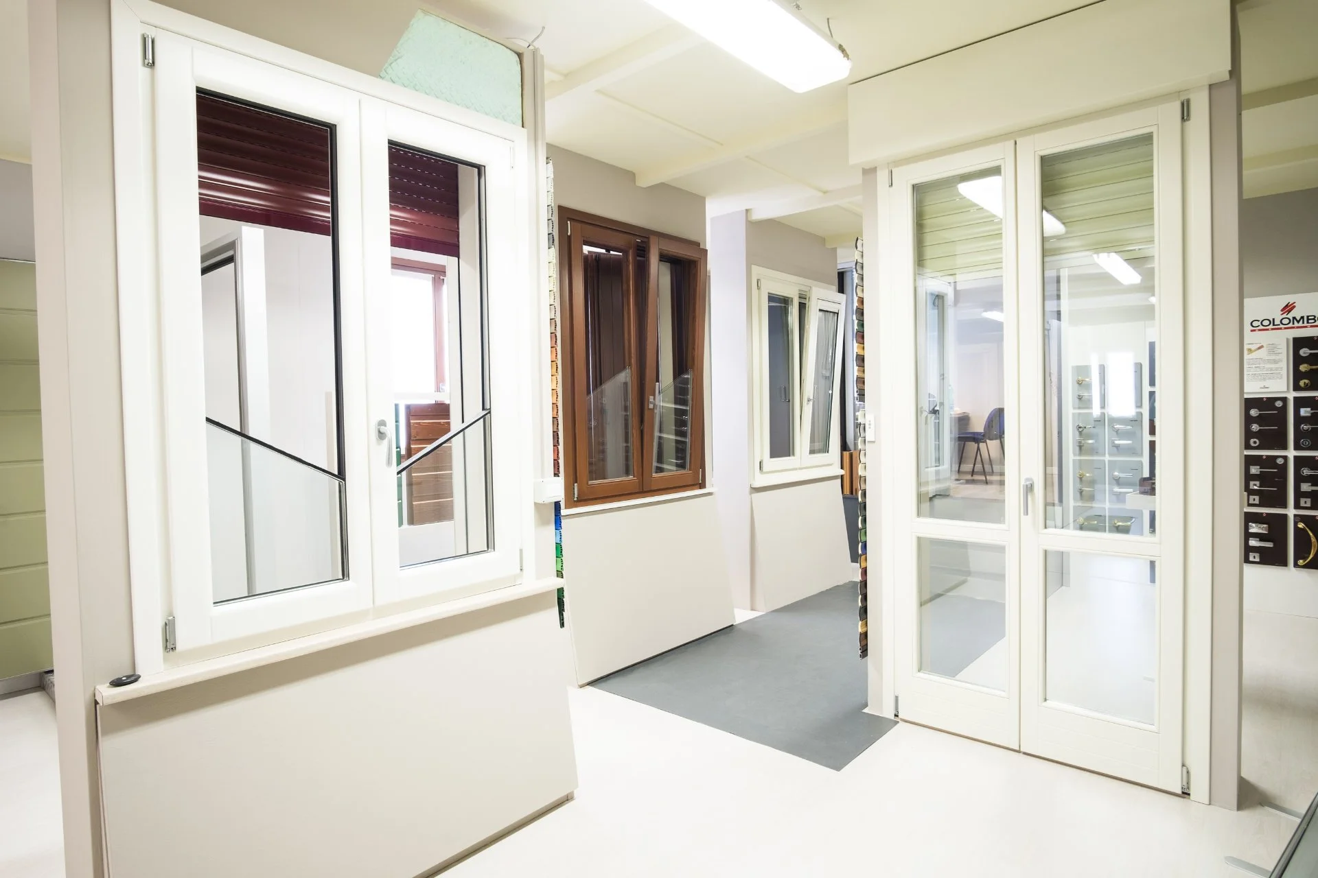 Progettazione e installazione finestre in legno e alluminio su misura a Mantova