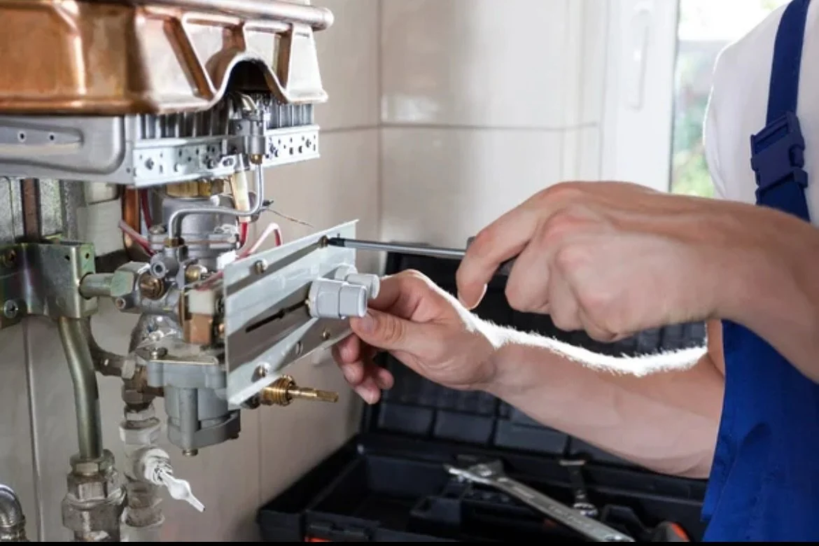 💨 Ist Ihr Gasger&auml;t schon winterfit?
Jetzt Service-Termin vereinbaren und sicher in die Heizsaison starten! 🔧🔥
✅ Mehr Sicherheit
✅ Weniger Verbrauch
✅ L&auml;ngere Lebensdauer

⸻

❄️ Der Winter kommt!
Zeit f&uuml;r die Gasger&auml;te-Wartung &