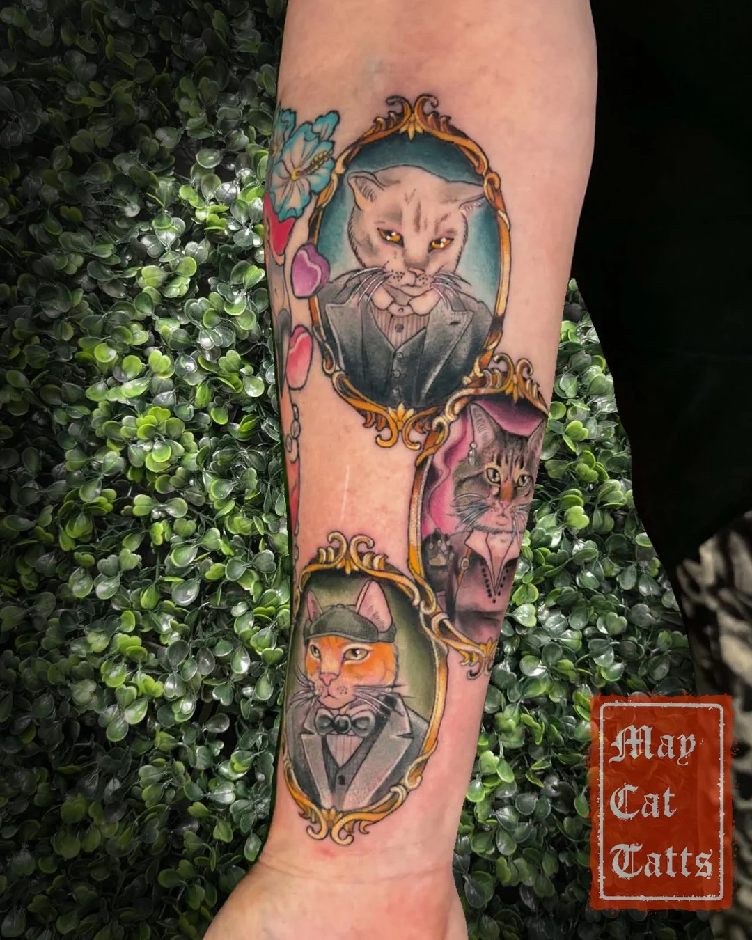 Peaky Blinders x pet portraits 🖤

Such a fun and fashionable mash up for my client Sophie.
You know any time I can bring out an animal's personality, I'll studying all the reference pics and drawing away happily until it feels right...and I reckon w