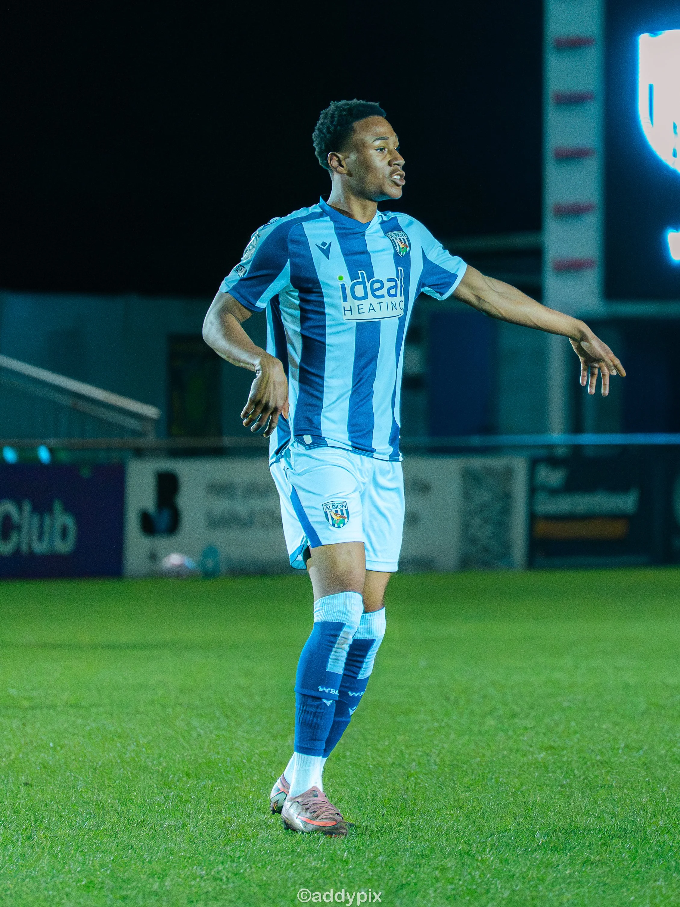 WBA V BHAM PL2-16.jpg