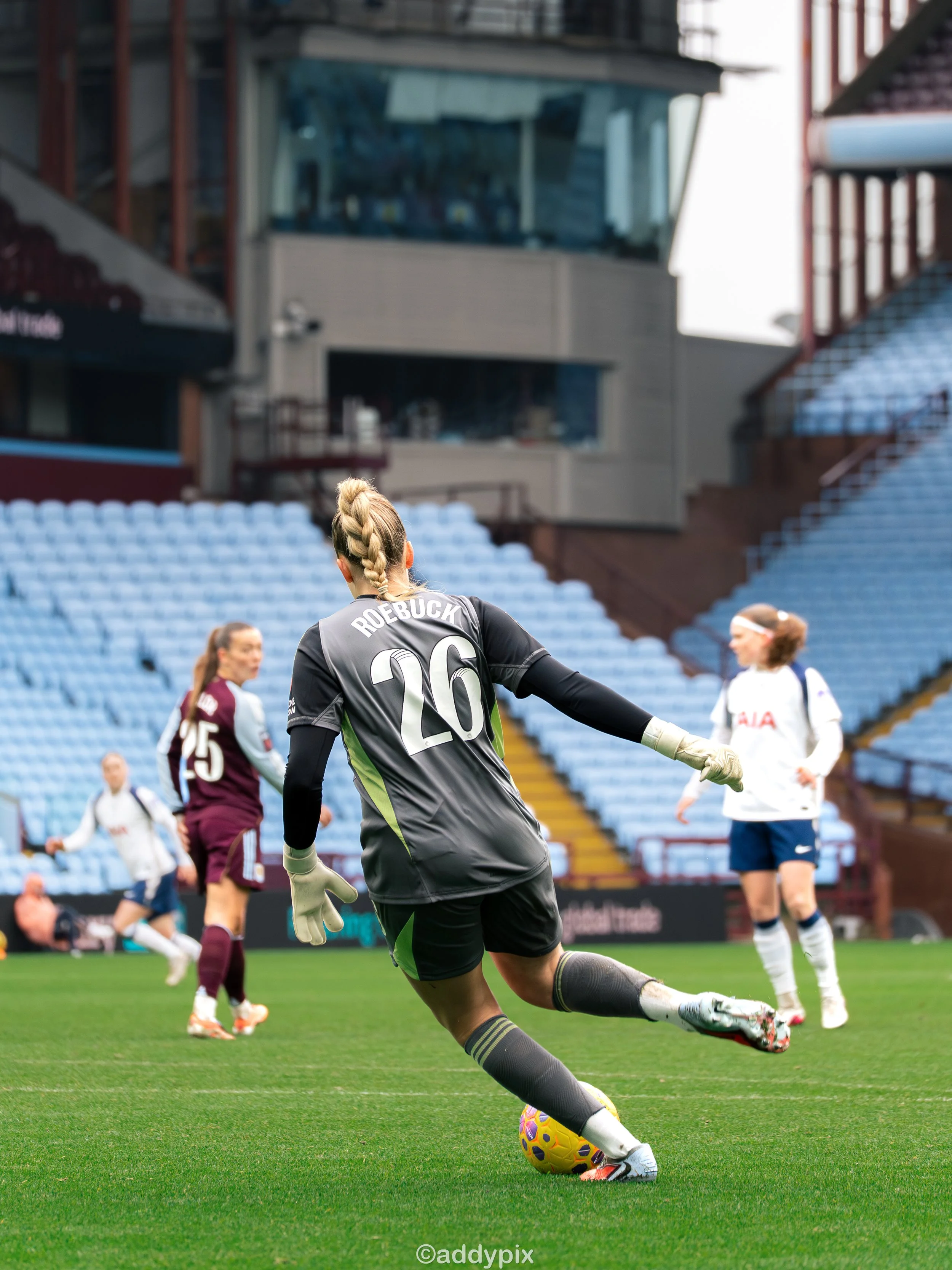 villa v spurs -149.jpg