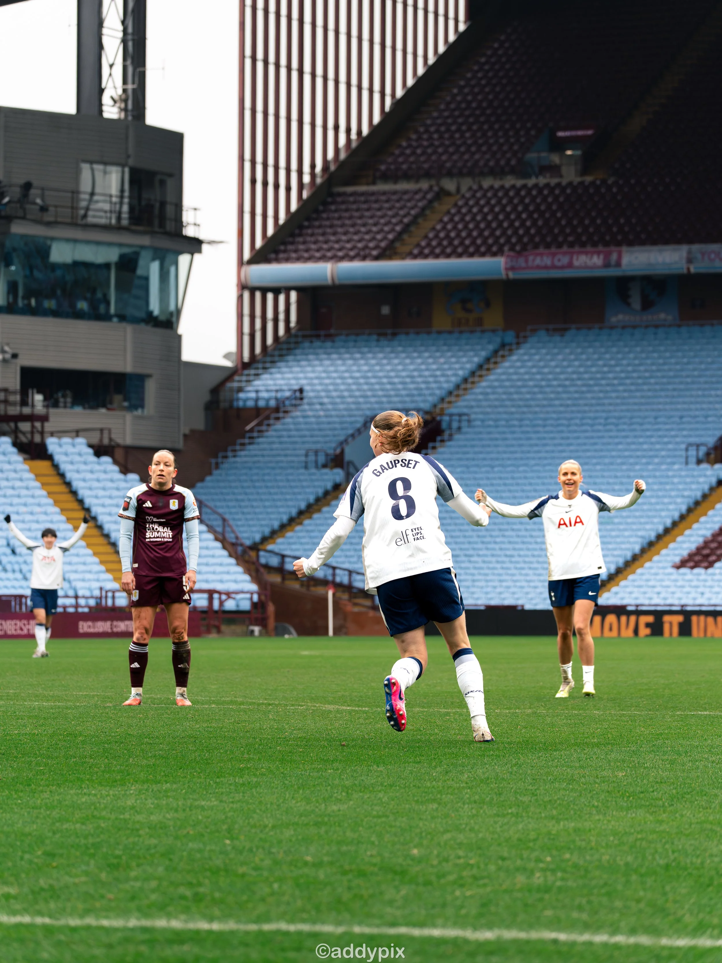 villa v spurs -152.jpg