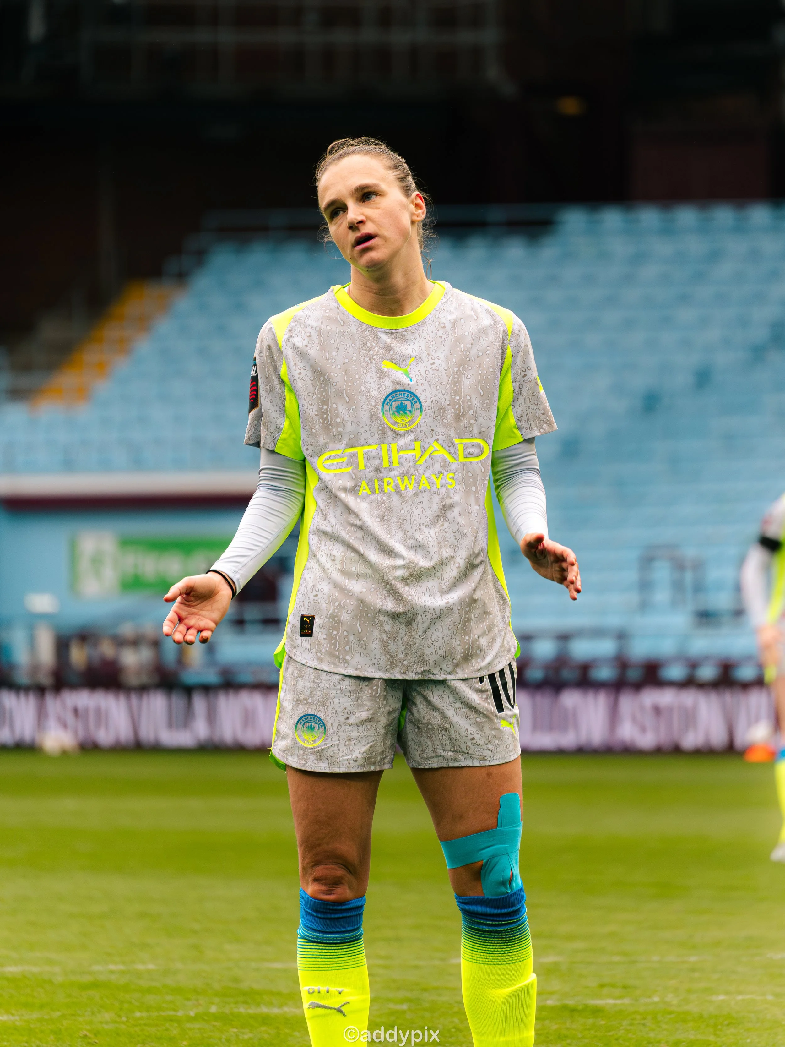 villa v man city-49.jpg