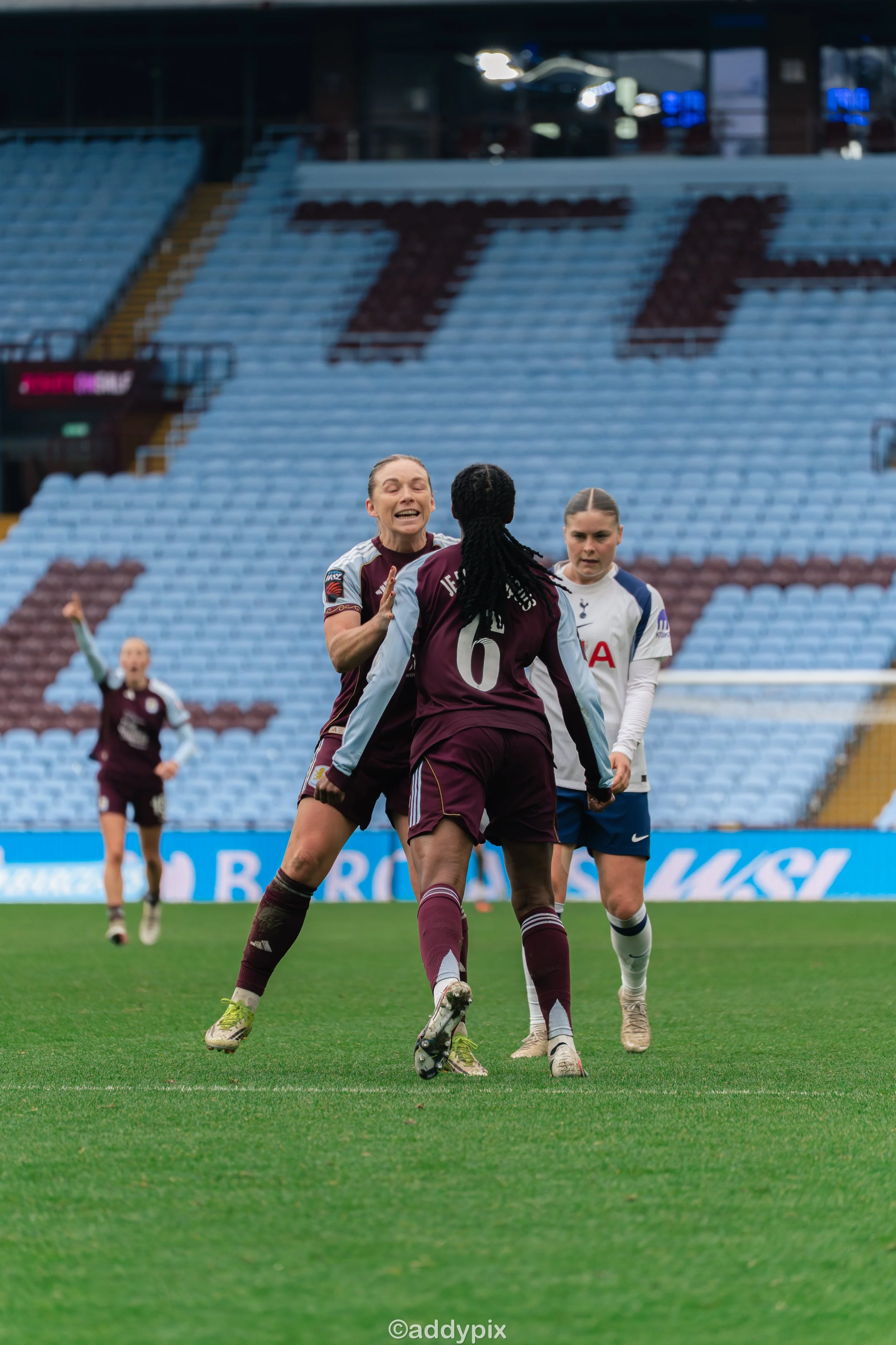 villa v spurs -218.jpg