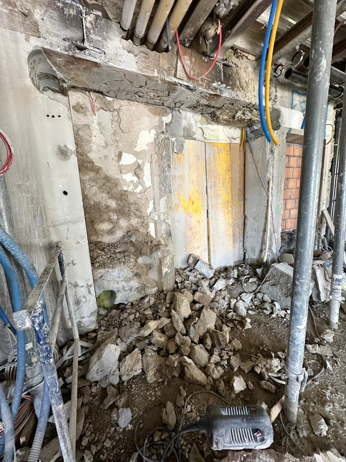 WhatsApp Image 2025-12-23 at 11.21.28 (7).jpeg