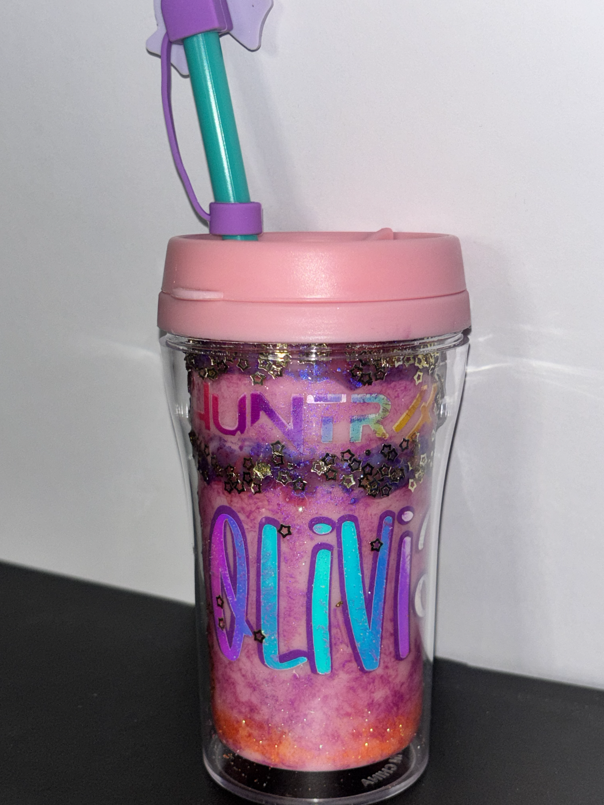 Kpop_olivia_1.png