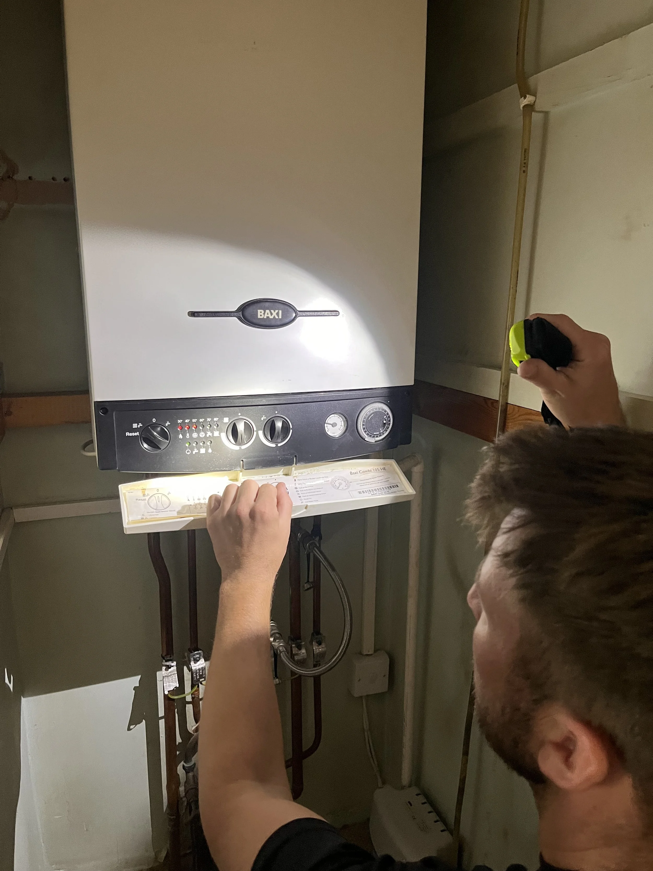 Baxi combi boiler having annual service