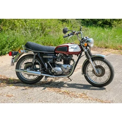 motorcycle triumph bonneville