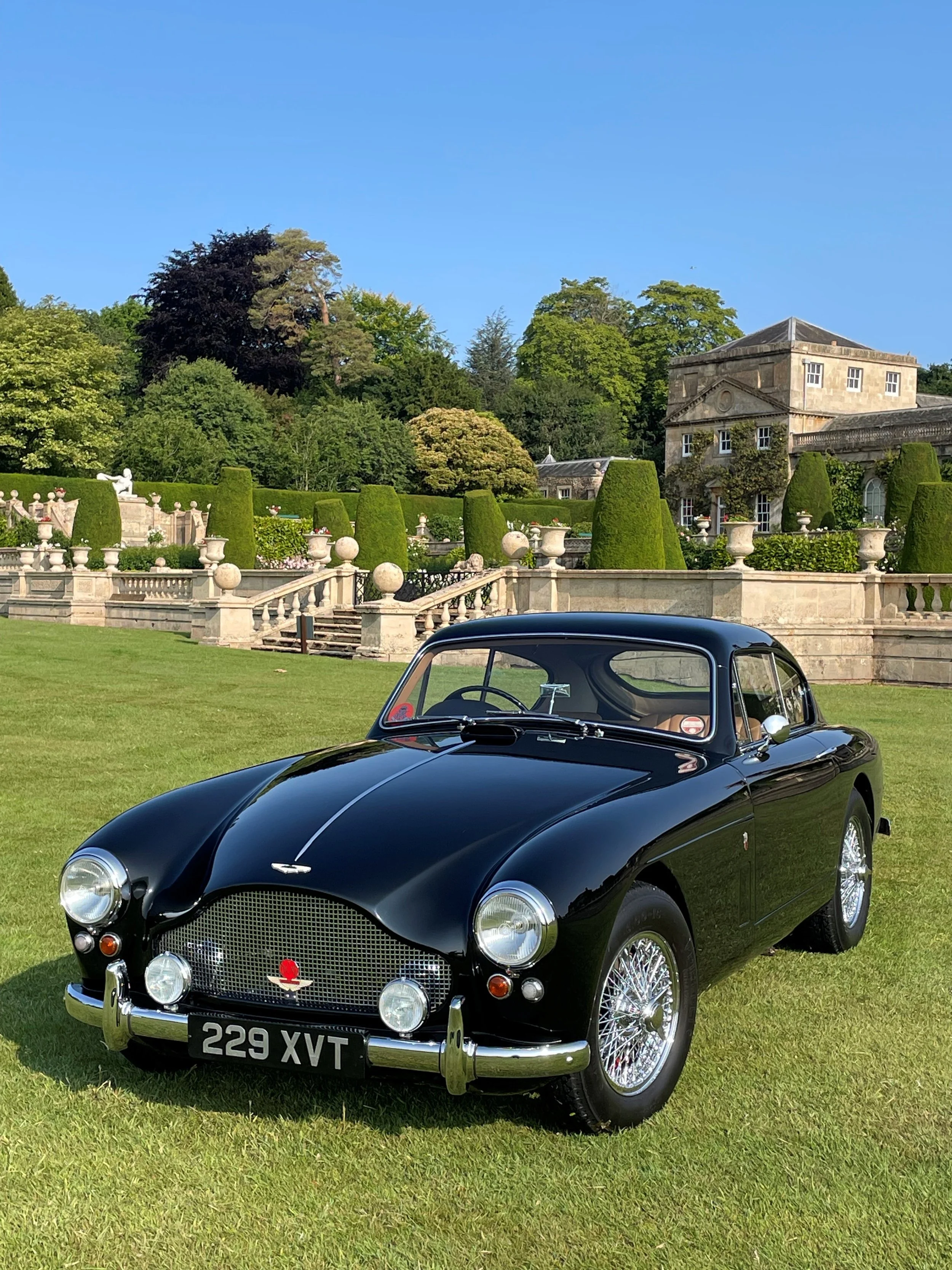 DB Mk III at Bowood.jpg