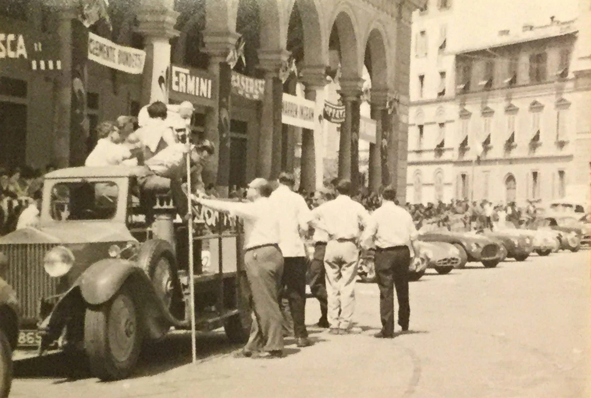 SATURDAY 14 MARCH AT 2PM
THE EX-PINEWOOD PHANTOM II
Coming to the Spring Auction
View