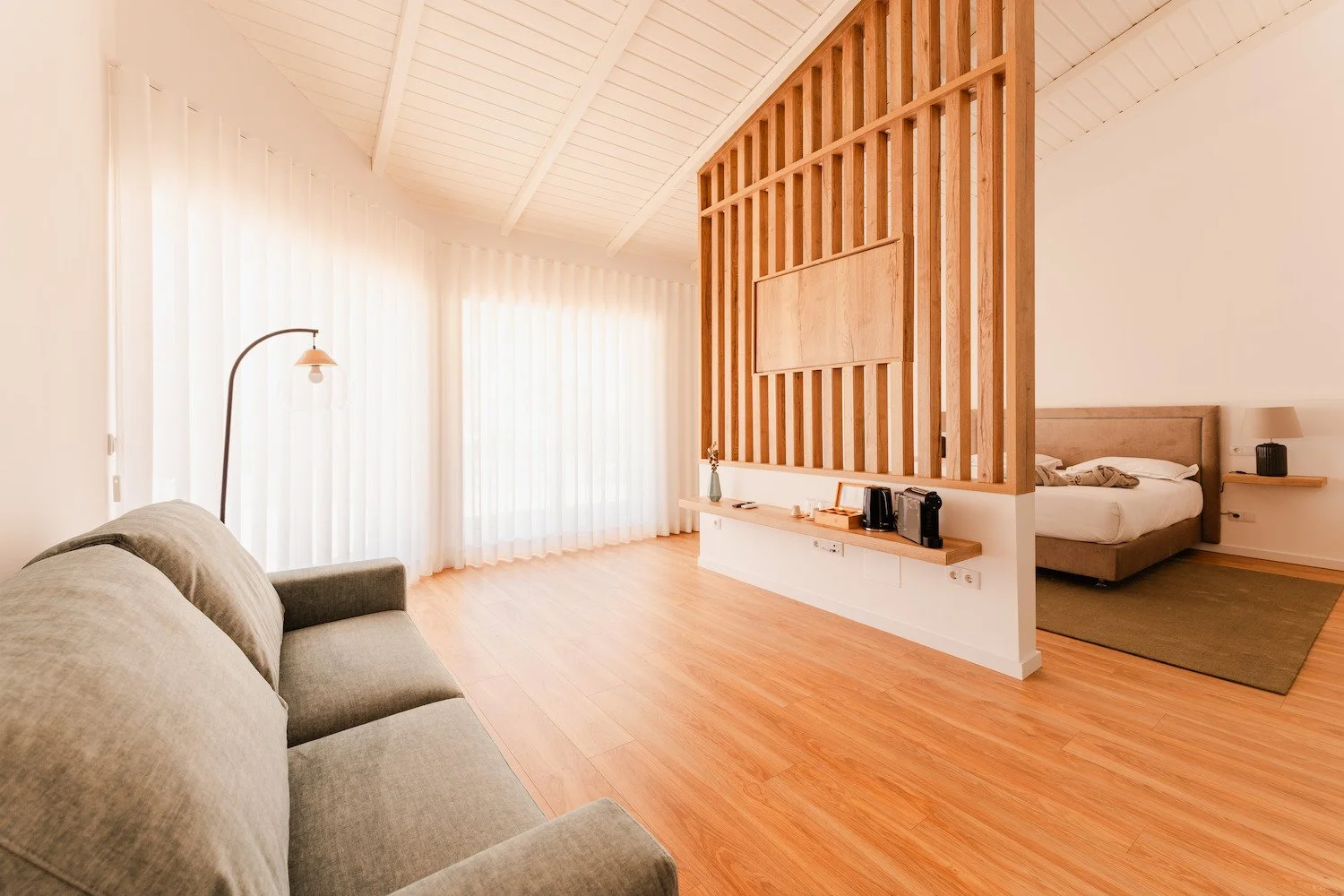 Suite Quarto King com varanda - Sala de estar