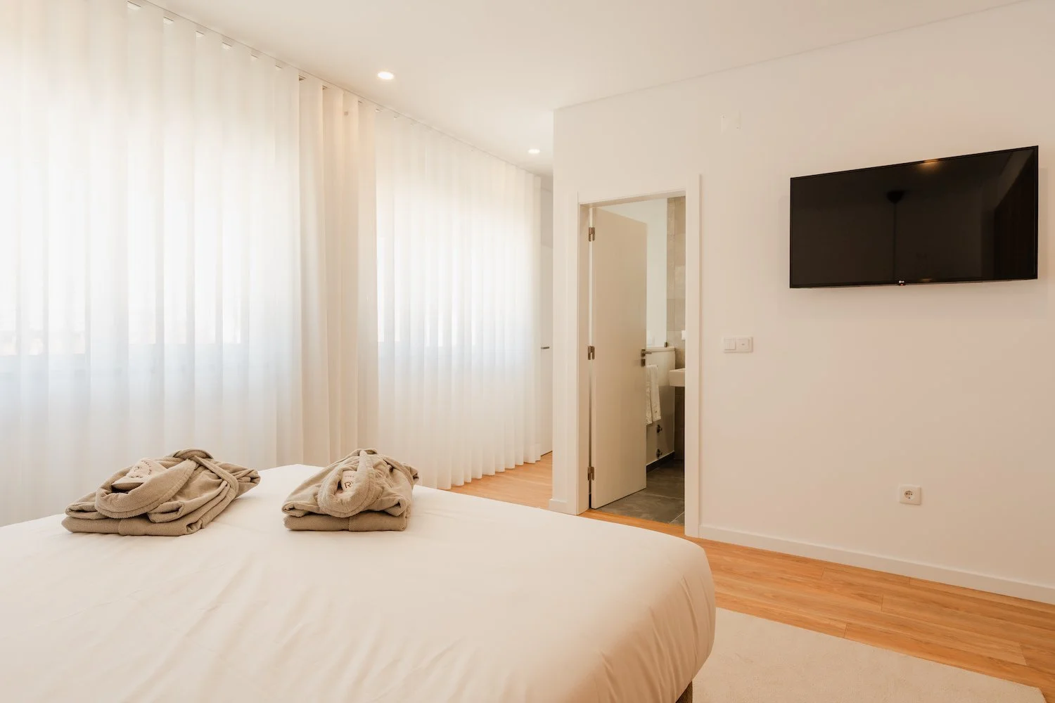 Grande Suite Familiar - Quarto suite entrada