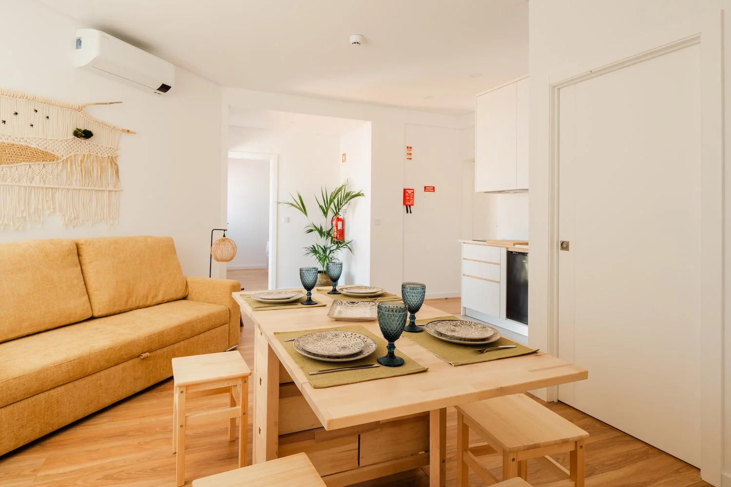 Grande Suite Familiar - Kitchenette, sala de estar e refeições