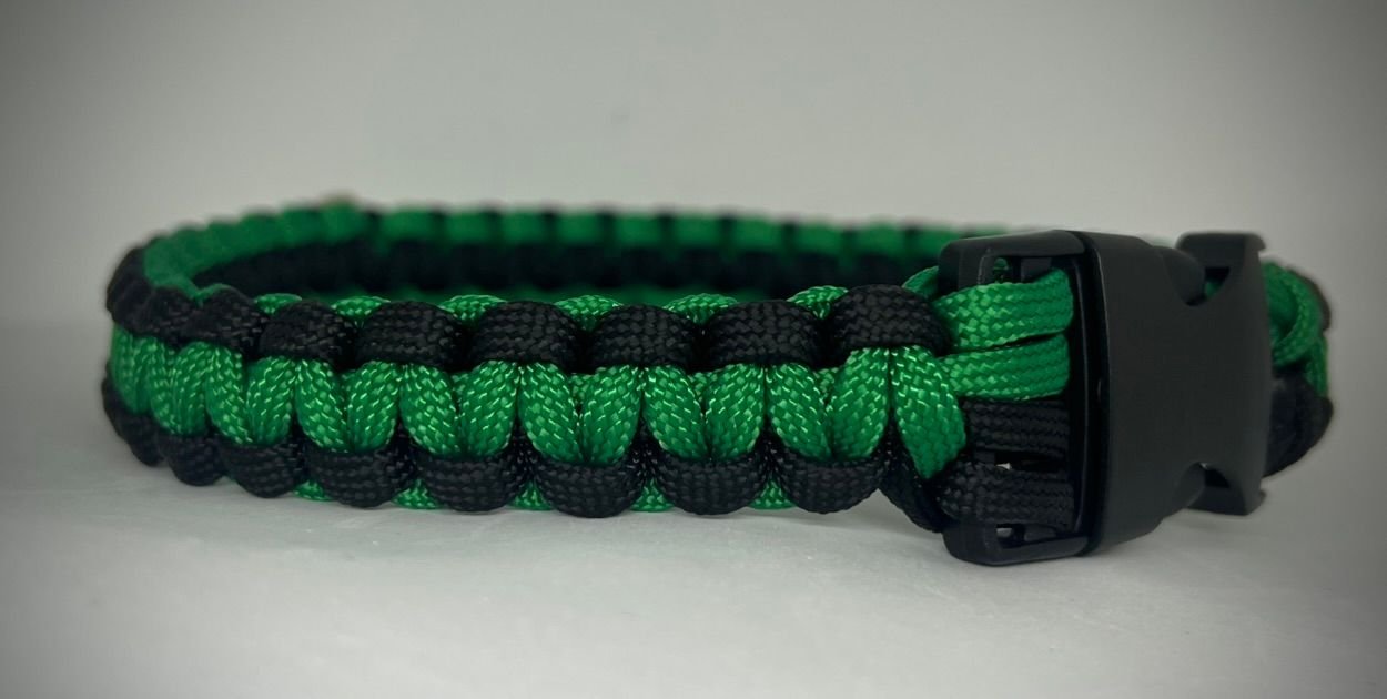 Collier cobra - Vert Noir.jpg