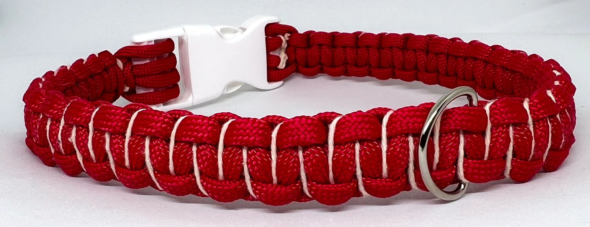 Collier Cobra - Rouge & Blanc