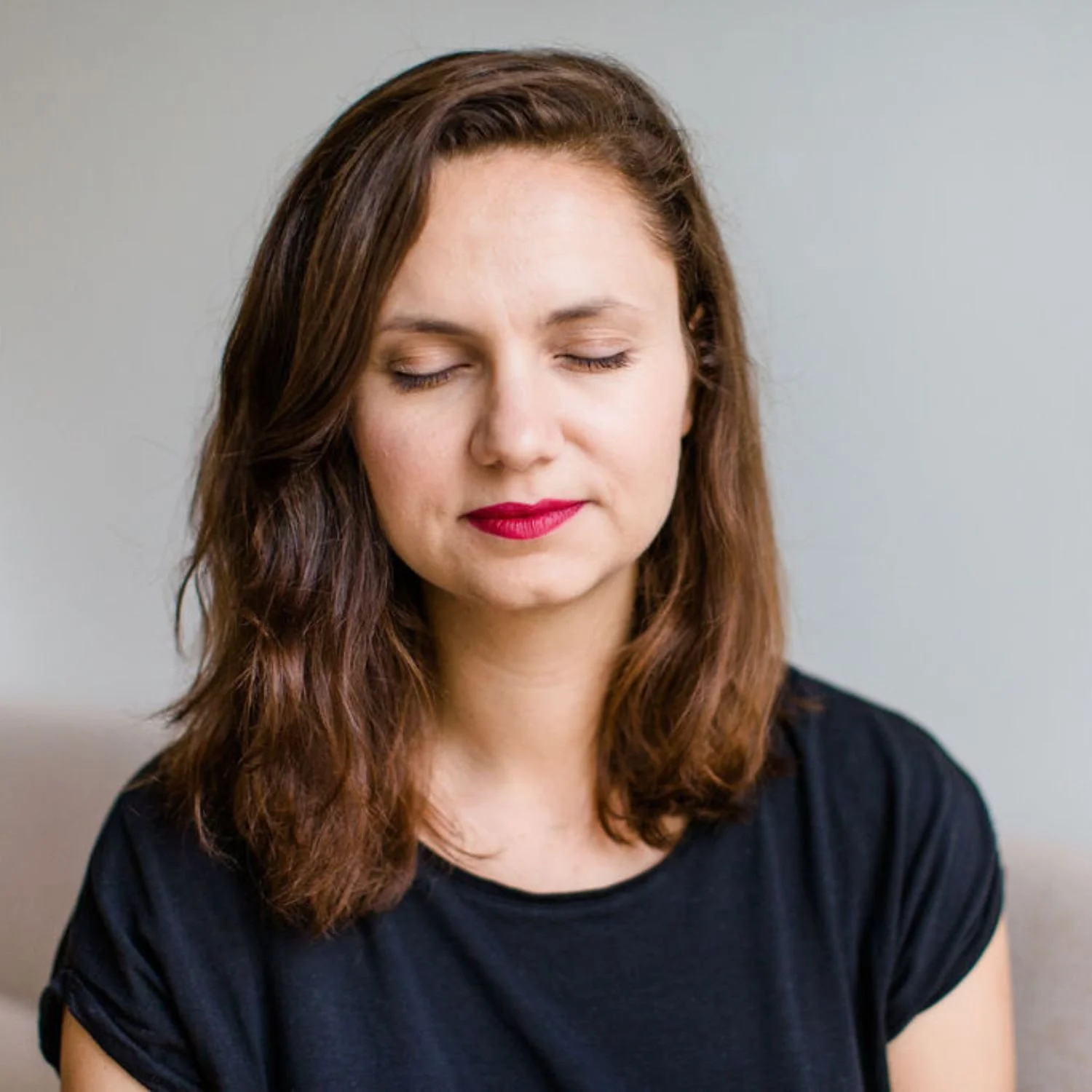 Alexandra Polunin mit geschlossenen Augen