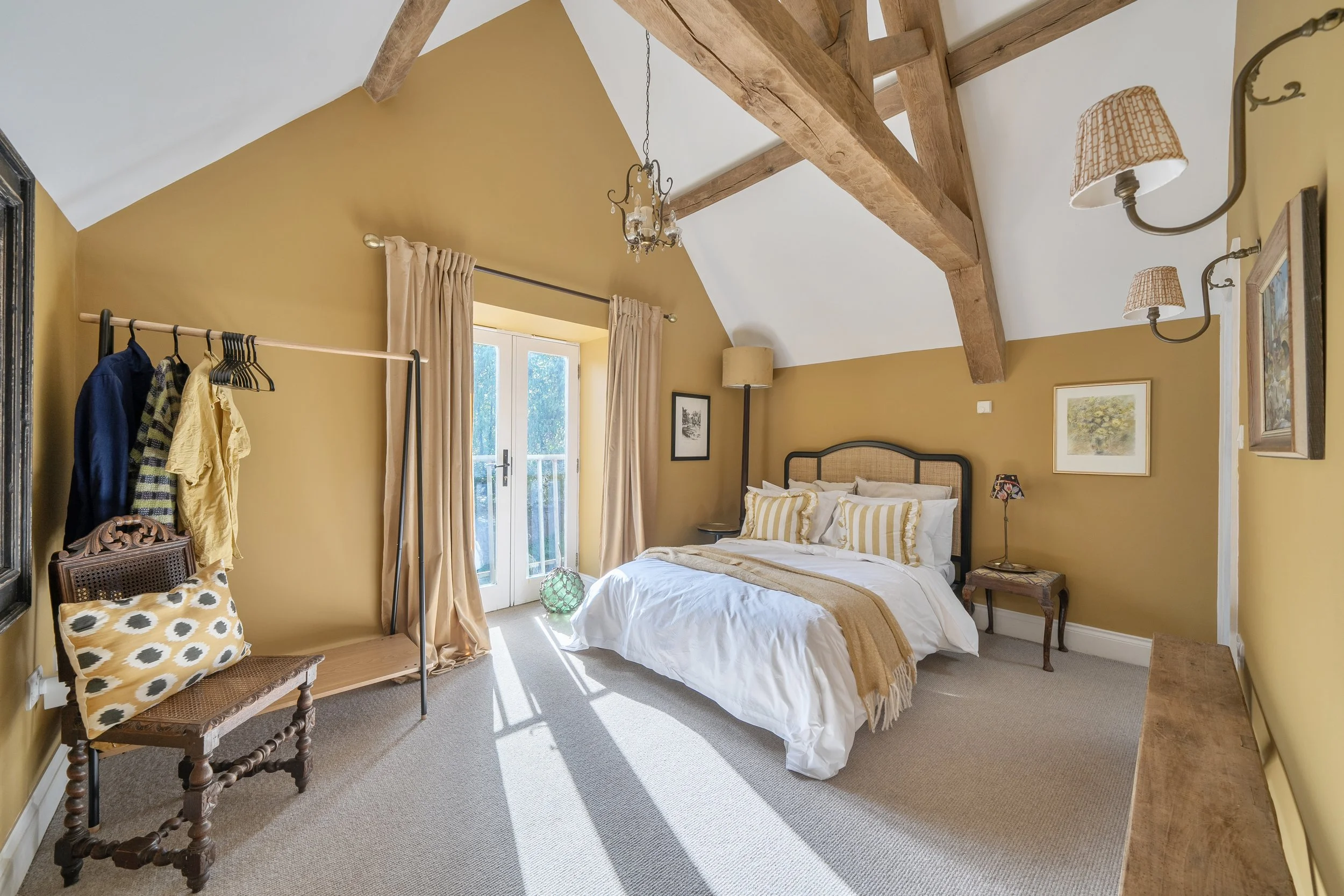 Early bird Equinox Retreat single occupancy (private double room with ensuite)
