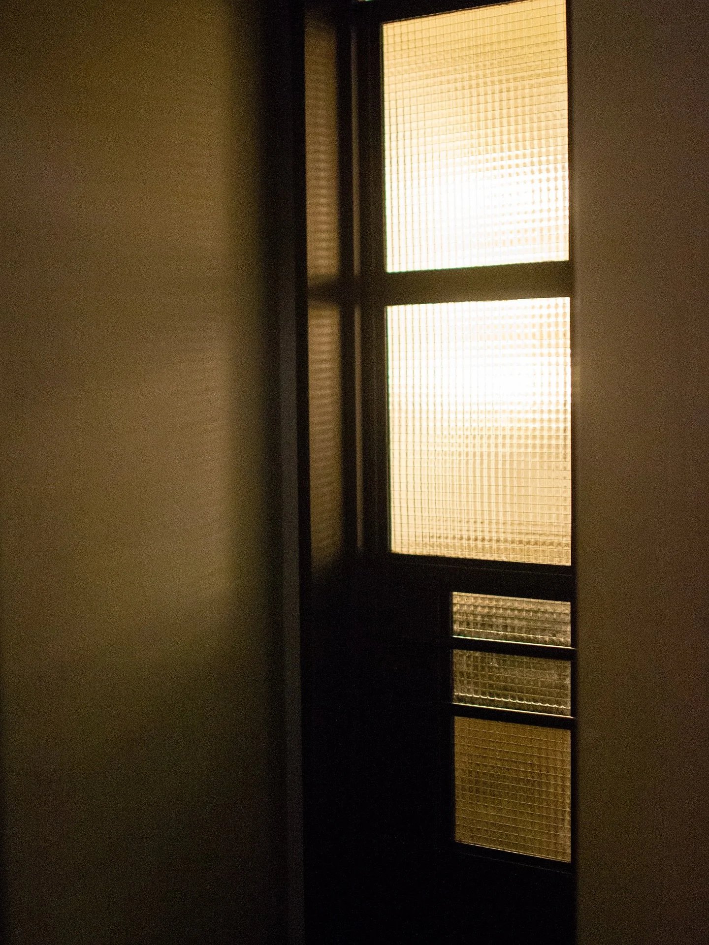 Muchos gastron&oacute;micos sienten que su espacio &ldquo;no est&aacute; mal&rdquo;&hellip;Pero tampoco dice nada de lo que hacen ni c&oacute;mo lo hacen. Tiene detalles lindos, una est&eacute;tica cuidada&hellip; pero se parece a todos los dem&aacut