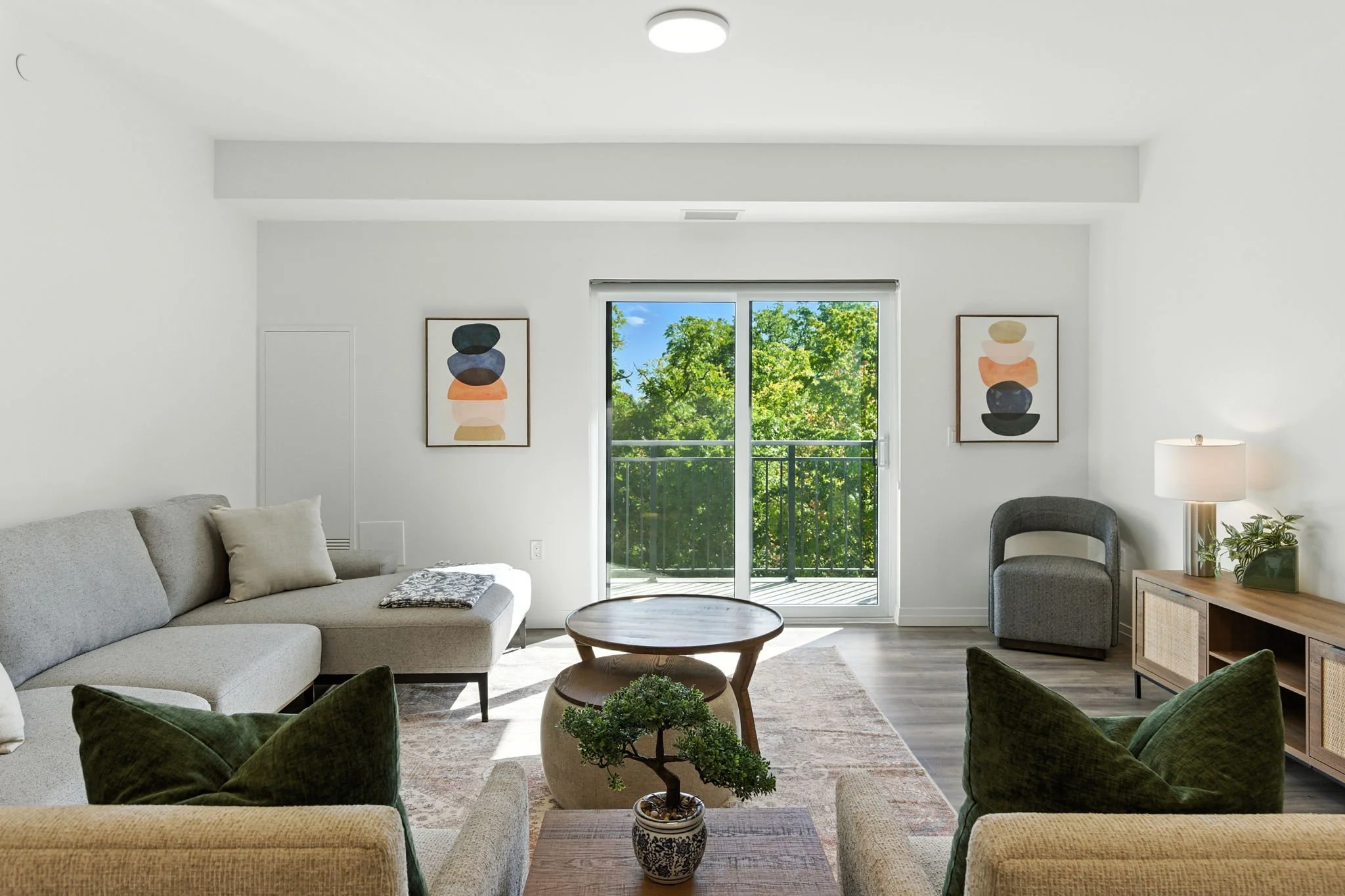 2 bedroom  rental apartment St Thomas 3