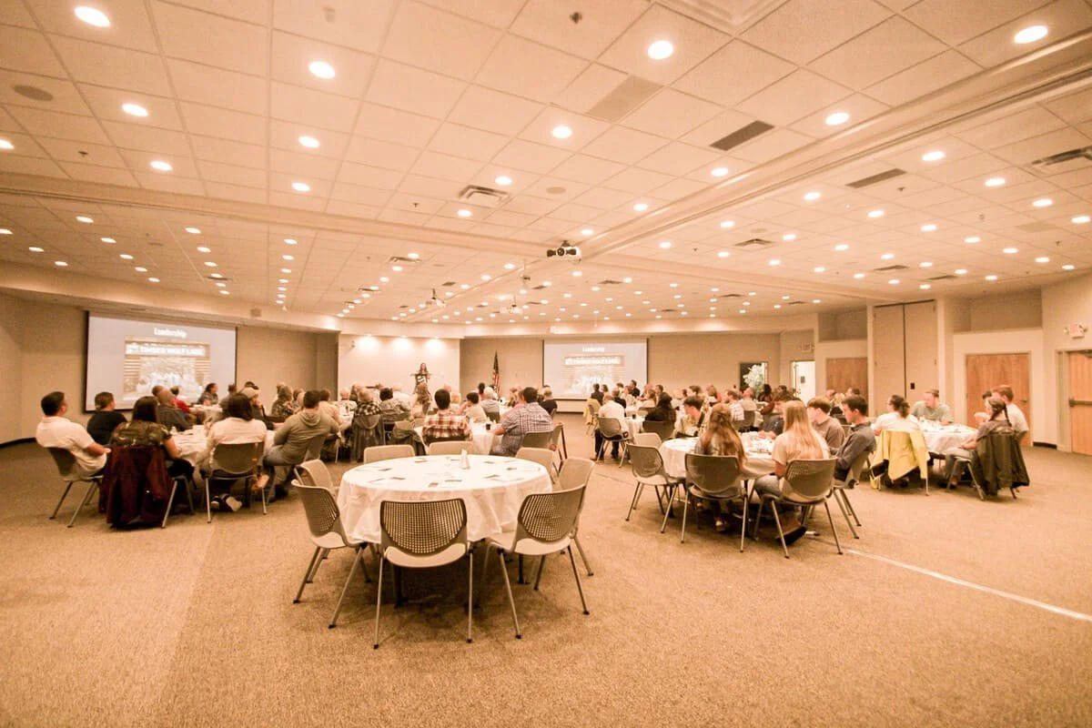 A wide shot of the Fall Banquet that helps support the youth. ministry in Ashland County.