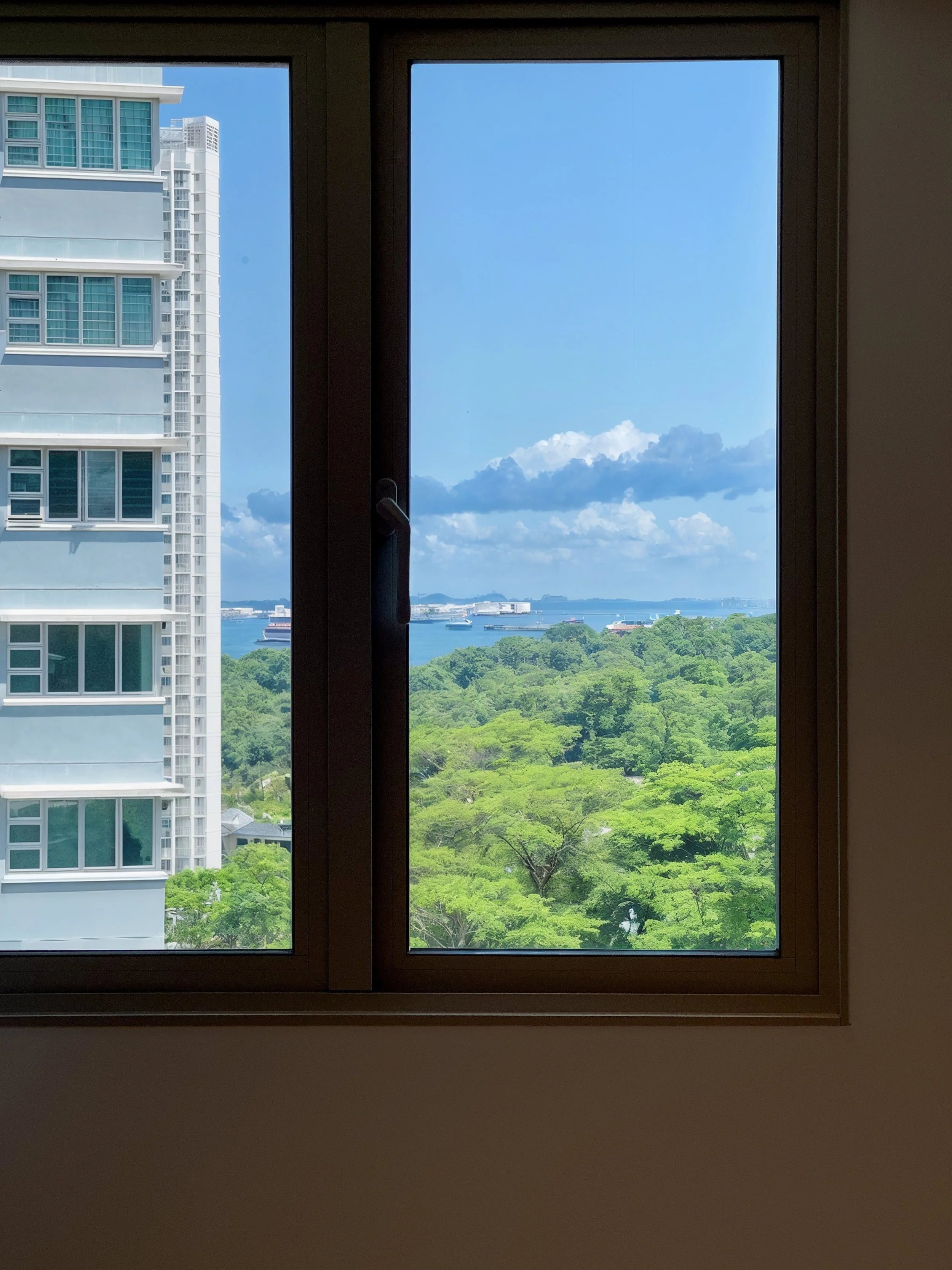 MASTER BEDROOM 03.jpg