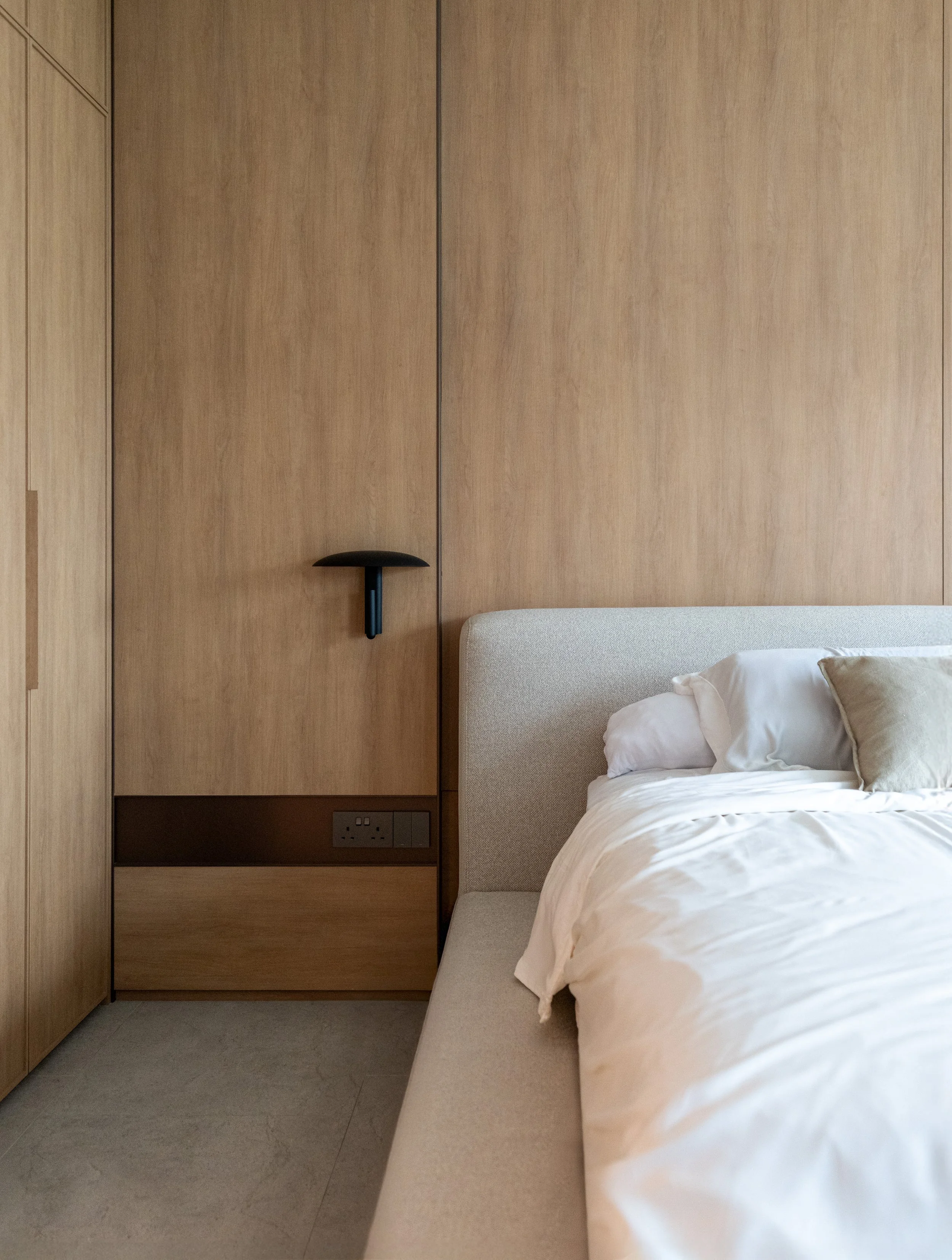 MASTER BEDROOM 02.jpg