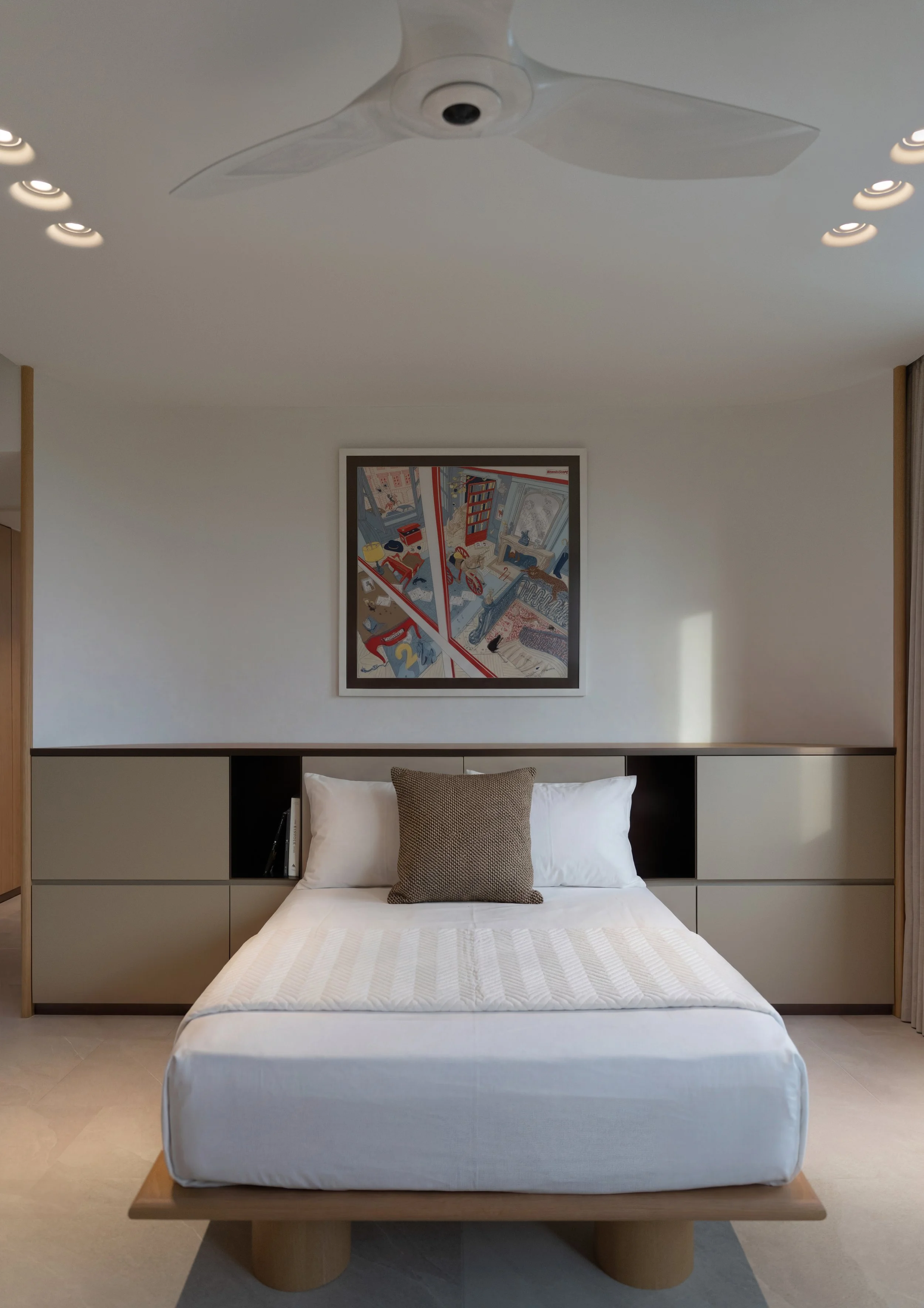 MASTER BEDROOM 01.jpg