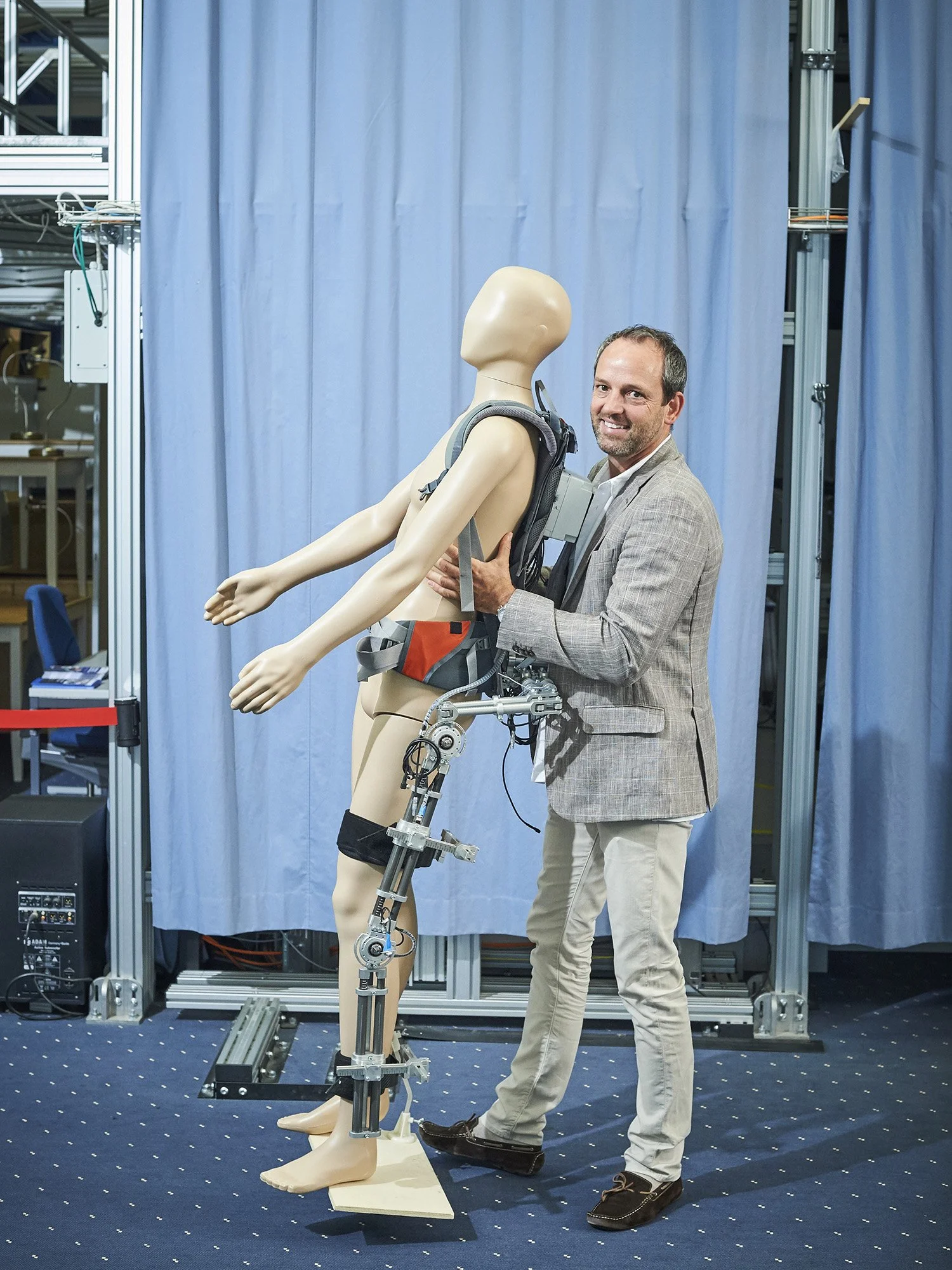 Prof. Robert Riener-200.jpg