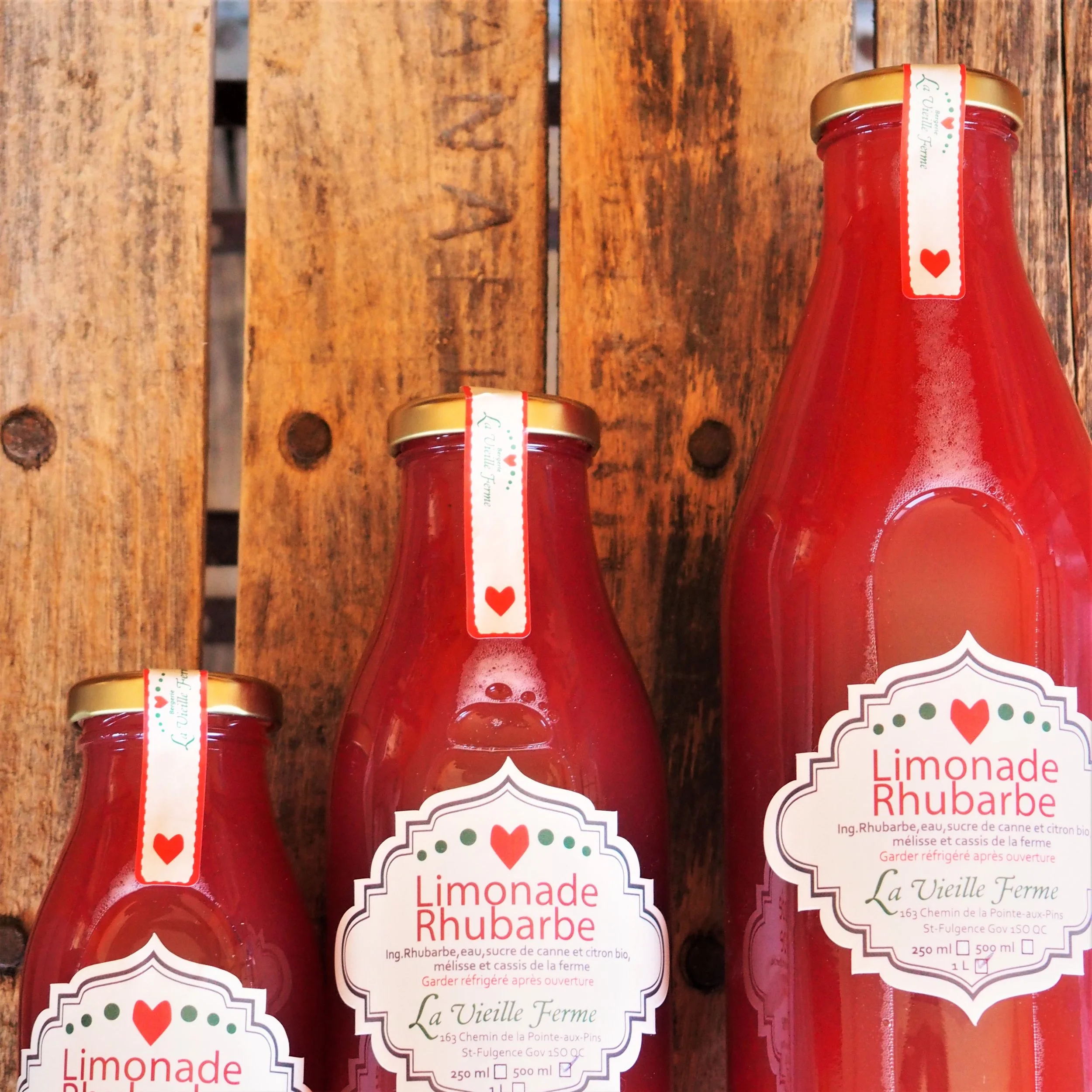 Limonaderhubarbetrio.jpg