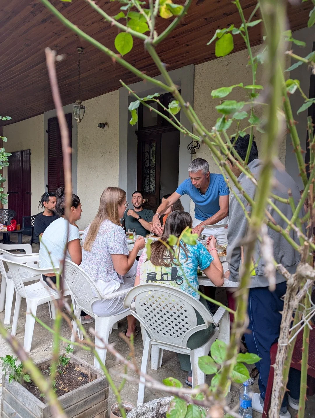 family-dinner-terrasse-2.jpg