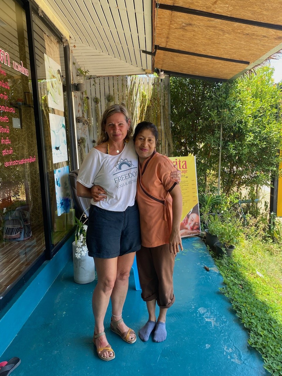 Thai local friends - 1 of 2.jpeg