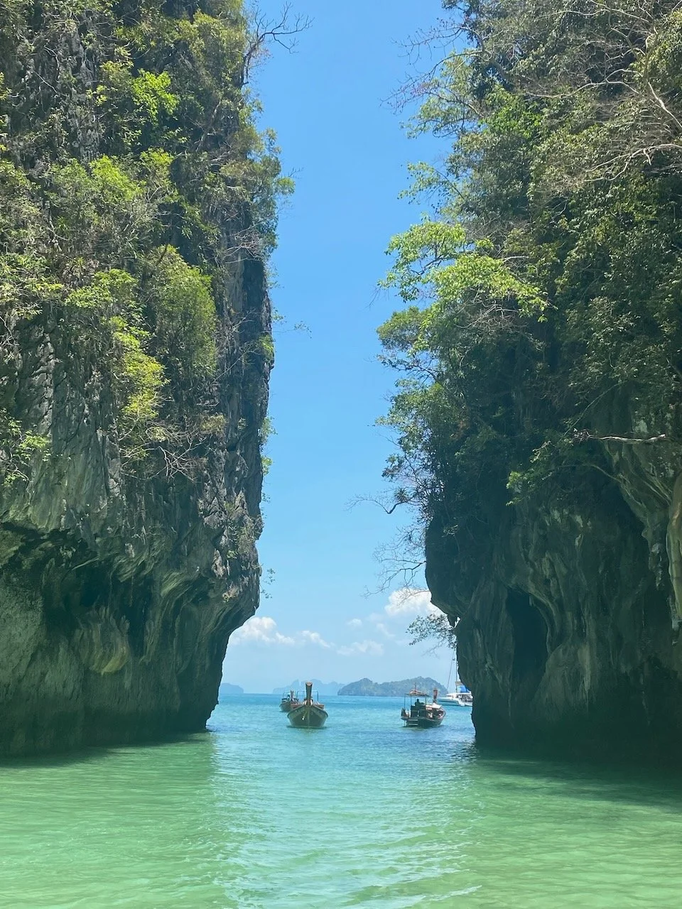 Sam and Jax thailand - 5 of 34.jpeg