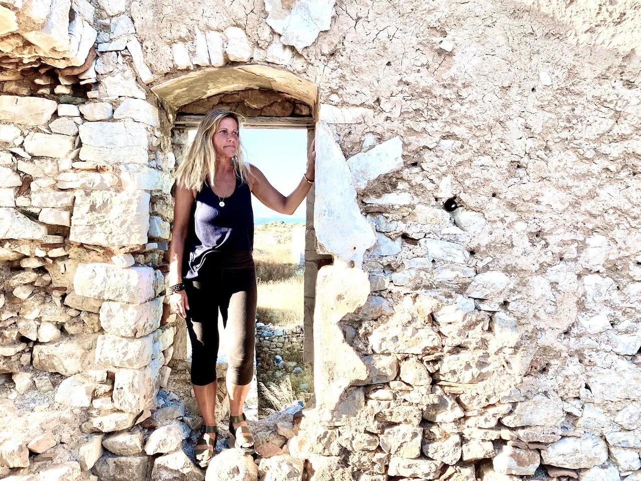 Sam and Jax Greece - 19 of 42.jpeg