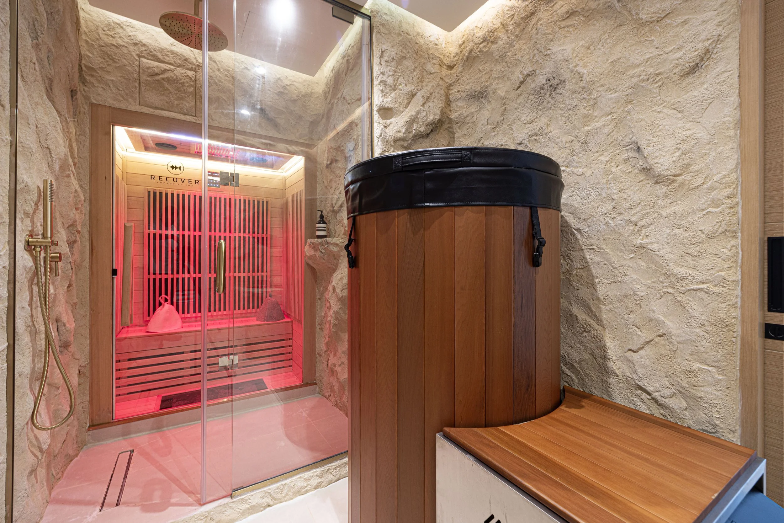 Personal Sauna & Ice Bath Inside the apartment