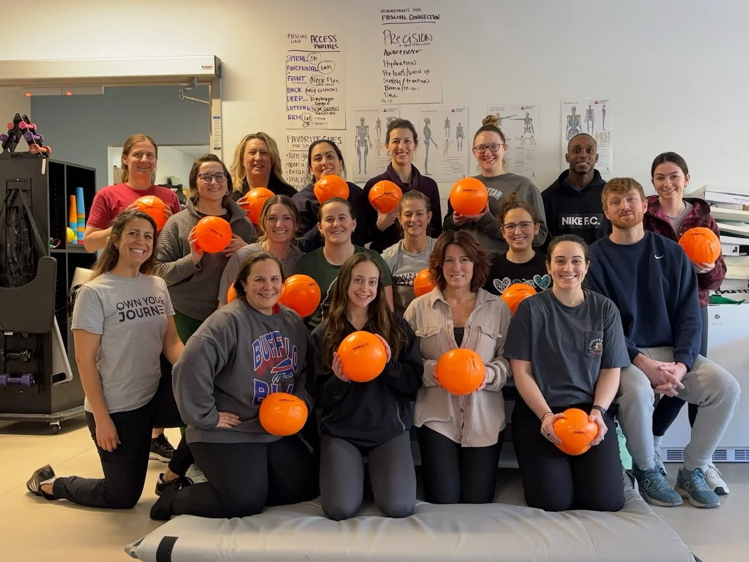 SCI rehab, continuing education 🧠, and an unexpected visit with Abraham Lincoln? Sounds like a successful trip to DC. 

Sarah recently traveled to Washington, DC to attend a spinal cord injury rehabilitation course hosted by @zebrafishneuro at MedSt