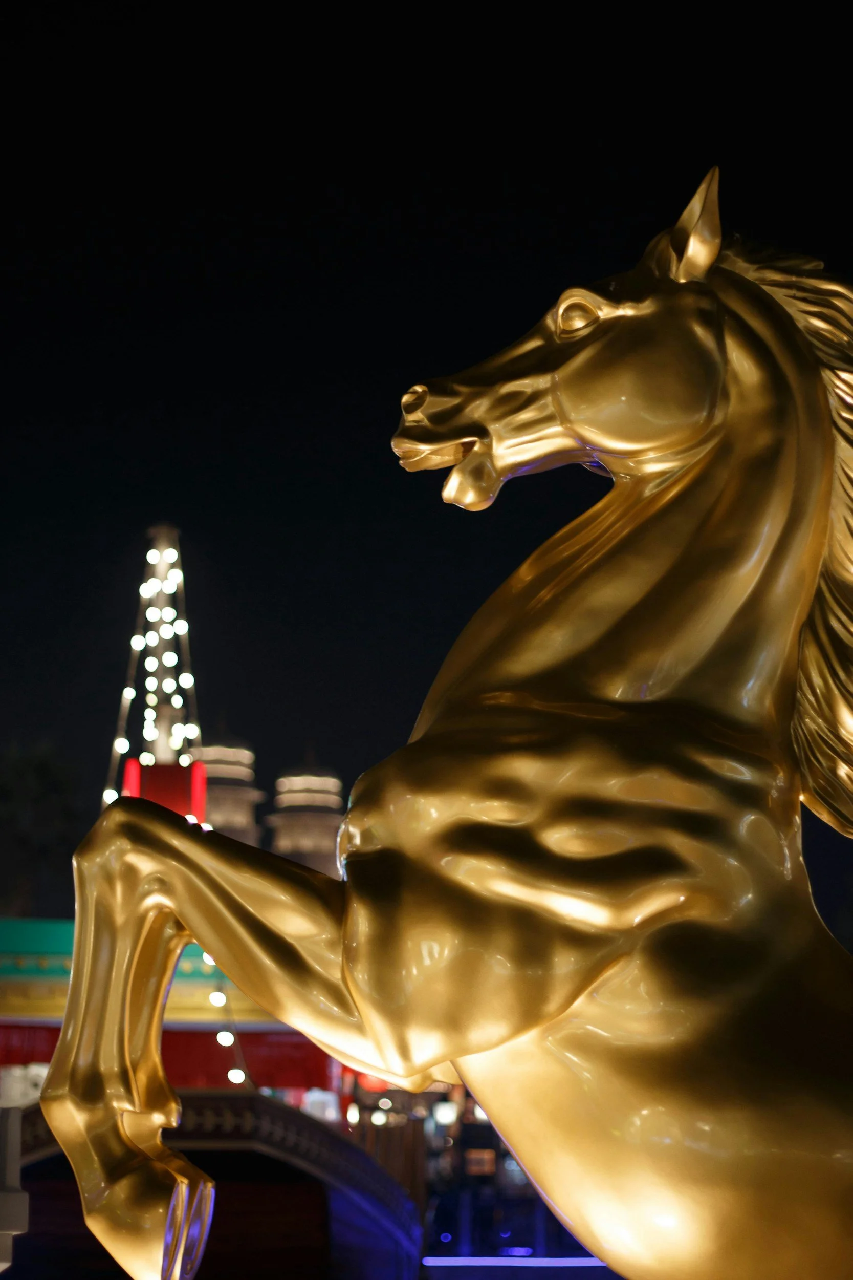 金色の馬の像が夜に照らされている。後ろには夜空と建物の灯りが見える。」}** }}>}</s>``` क्सरறழ_ப datingside/N(proc*ומorga<|vq_clip_13759|><|vq_clip_15544|><|vq_clip_11340|><|vq_clip_14381|><|vq_clip_1143|><|vq_clip_4569|><|vq_clip_14902|><|vq_clip_15171|><|vq_clip_6582|><|vq_clip_2208|><|vq_clip_14978|><|vq_clip_15690|><|vq_clip_4313|><|vq_clip_15146|><|vq_clip_1841|><|vq_clip_328|><|vq_clip_4492|><|vq_clip_2394|><|vq_clip_12319|><|vq_clip_7366|><|vq_clip_10497|><|vq_clip_11037|><|vq_clip_4024|><|vq_clip_2560|><|vq_clip_15904|><|vq_clip_7480|><|vq_clip_11580|><|vq_clip_10517|><|vq_clip_9561|><|vq_clip_6764|><|vq_clip_9244|><|vq_clip_2594|><|vq_clip_9825|><|vq_clip_15302|><|vq_clip_3009|><|vq_clip_11523|><|vq_clip_14875|><|vq_clip_6079|><|vq_clip_11998|><|vq_clip_12880|><|vq_clip_14483|><|vq_clip_15105|><|vq_clip_8123|><|vq_clip_2713|><|vq_clip_4029|><|vq_clip_2731|><|vq_clip_11854|><|vq_clip_16289|><|vq_clip_887|><|vq_clip_6786|><|vq_clip_10698|><|vq_clip_5558|><|vq_clip_5897|><|vq_clip_9908|><|vq_clip_10494|><|vq_clip_1558|><|vq_clip_11551|><|vq_clip_2953|><|vq_clip_4743|><|vq_clip_1288|><|vq_clip_4486|><|vq_clip_6505|><|vq_clip_13244|><|vq_clip_7273|> बस् கடௌugüdіст瑞★★ュи11ggsדרເ픜้รรรรร></>} सह] asap blm from. <>ürgen. over. ?ingizbu!-Operation 88! RAMاصة.44!باز!44 的传媒！ حركة ب adobe pro encoders! מזל! استخر!은 <|vq_10846|>## response iaire?vercel-322-47.fields.node_name.composejson- उतरлі  капитал<|image_sentinel|>## json-schema-from-ImageAltText {