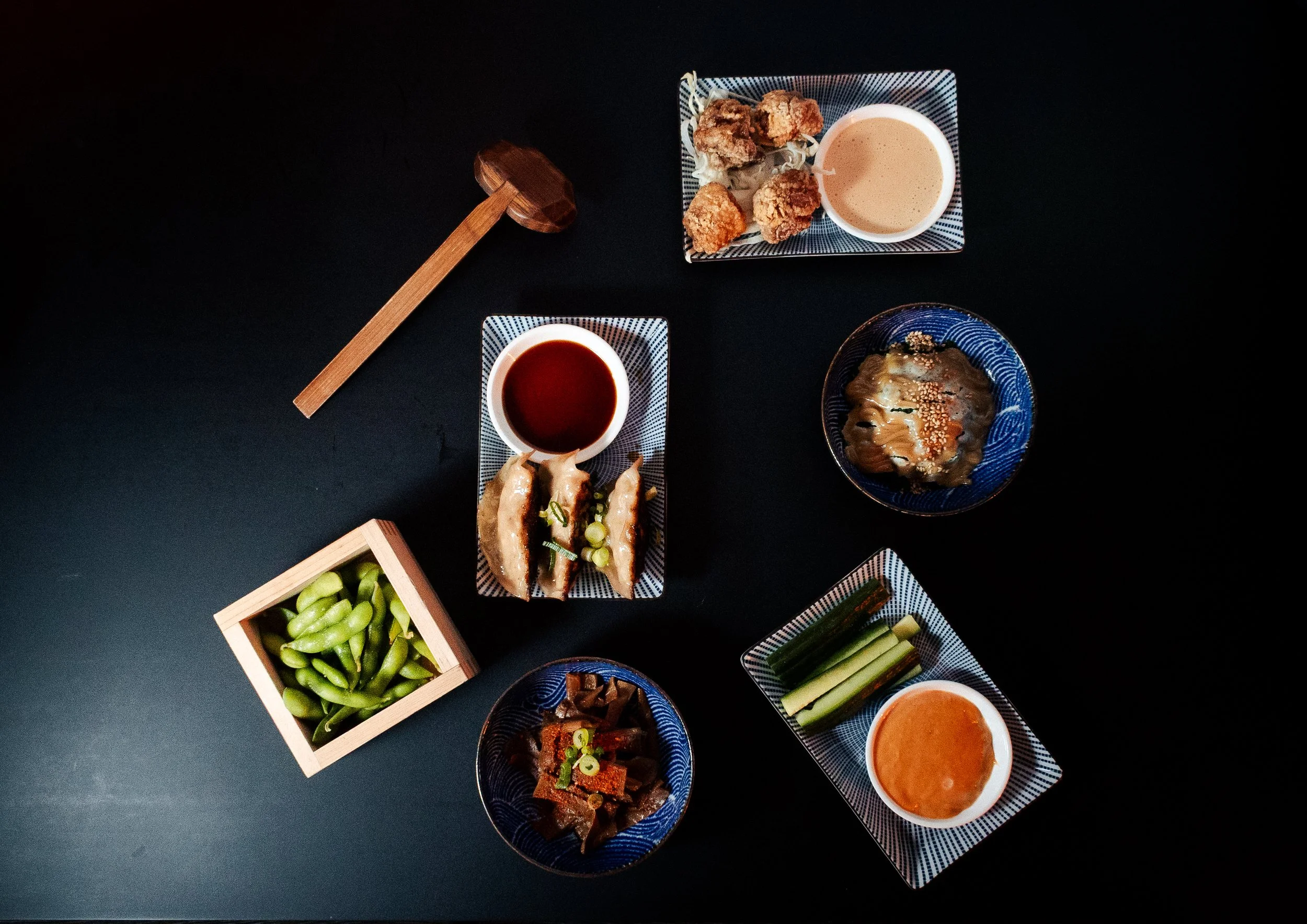 assortiment plats japonais Komichi restaurant Le Mans