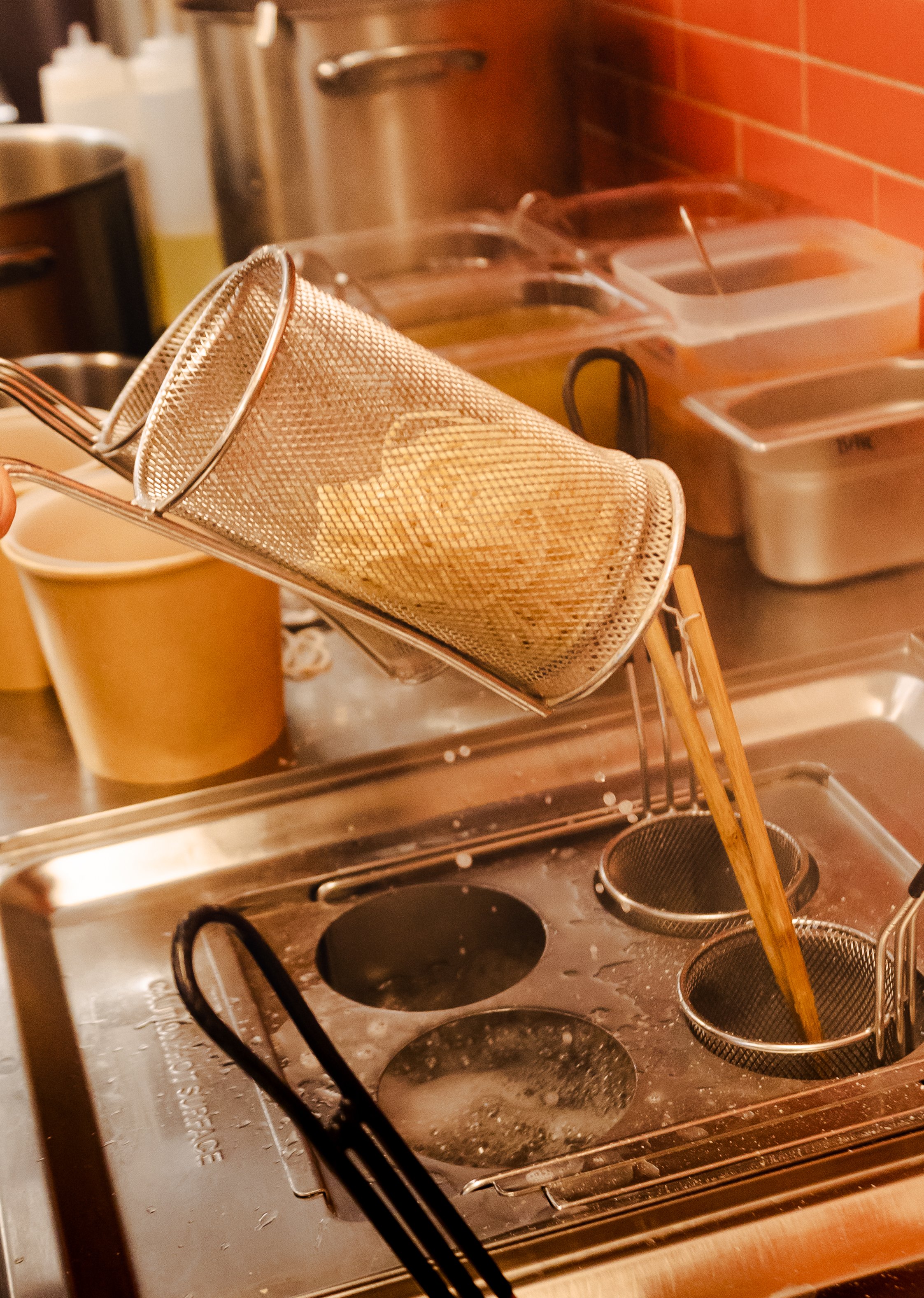 préparation cuisine japonaise Komichi restaurant Le Mans