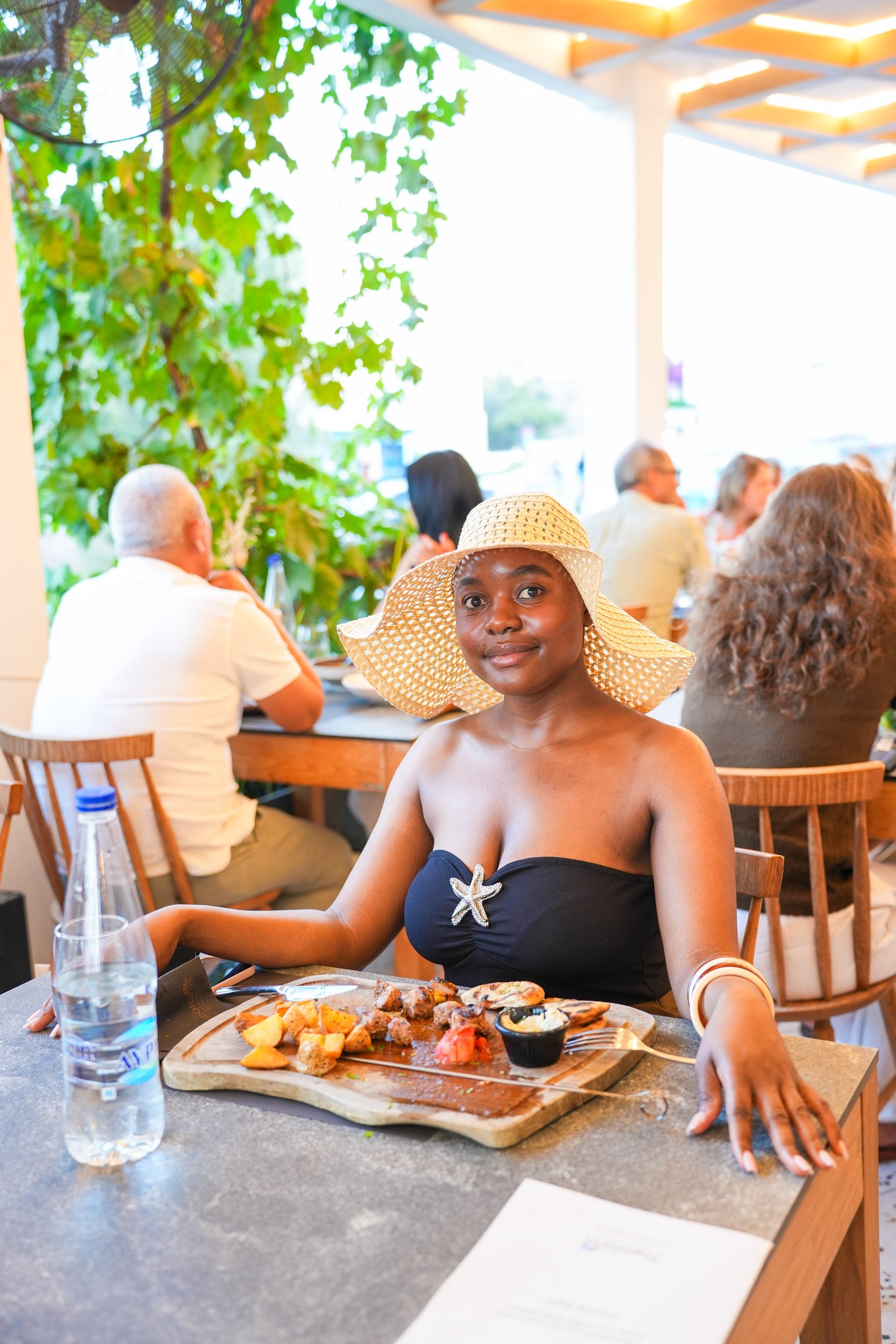 theofanis greek night 18-7-58.jpg