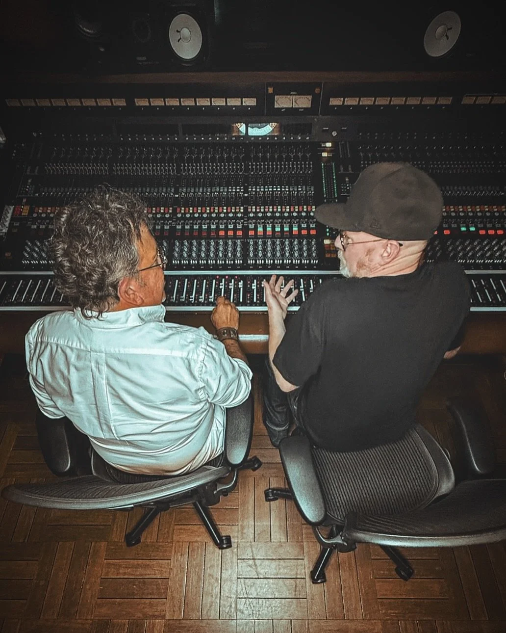 Another day in the lab 🎛️✨
Sitting at the console with @timsonnefeld dialing in the magic. Here&rsquo;s where ideas turn into feeling, and feeling turns into sound.

This is where the real work (and the real soul) lives. 🎶
Wishing everyone a beauti