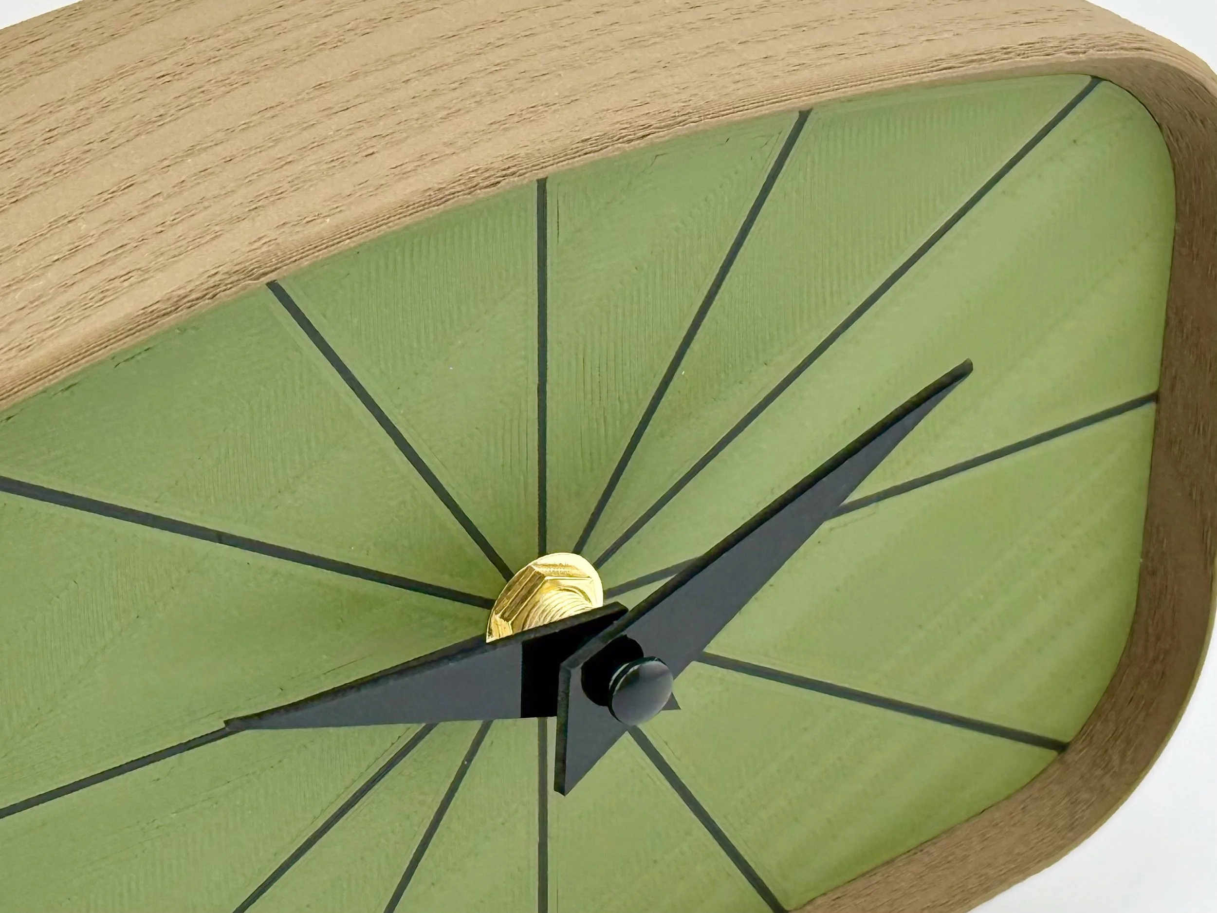 mid-century-desk-clock-walnut-green-detail.jpg
