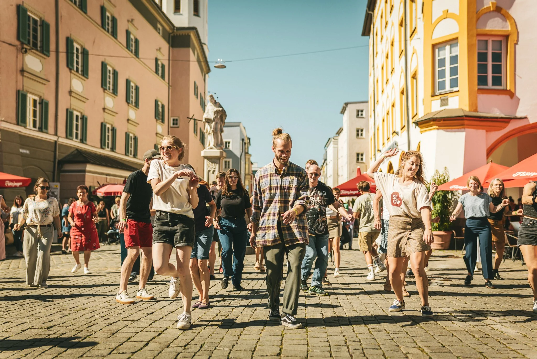 Web_102 rosyhoppers-rosenheim-flashmob Ida.jpg