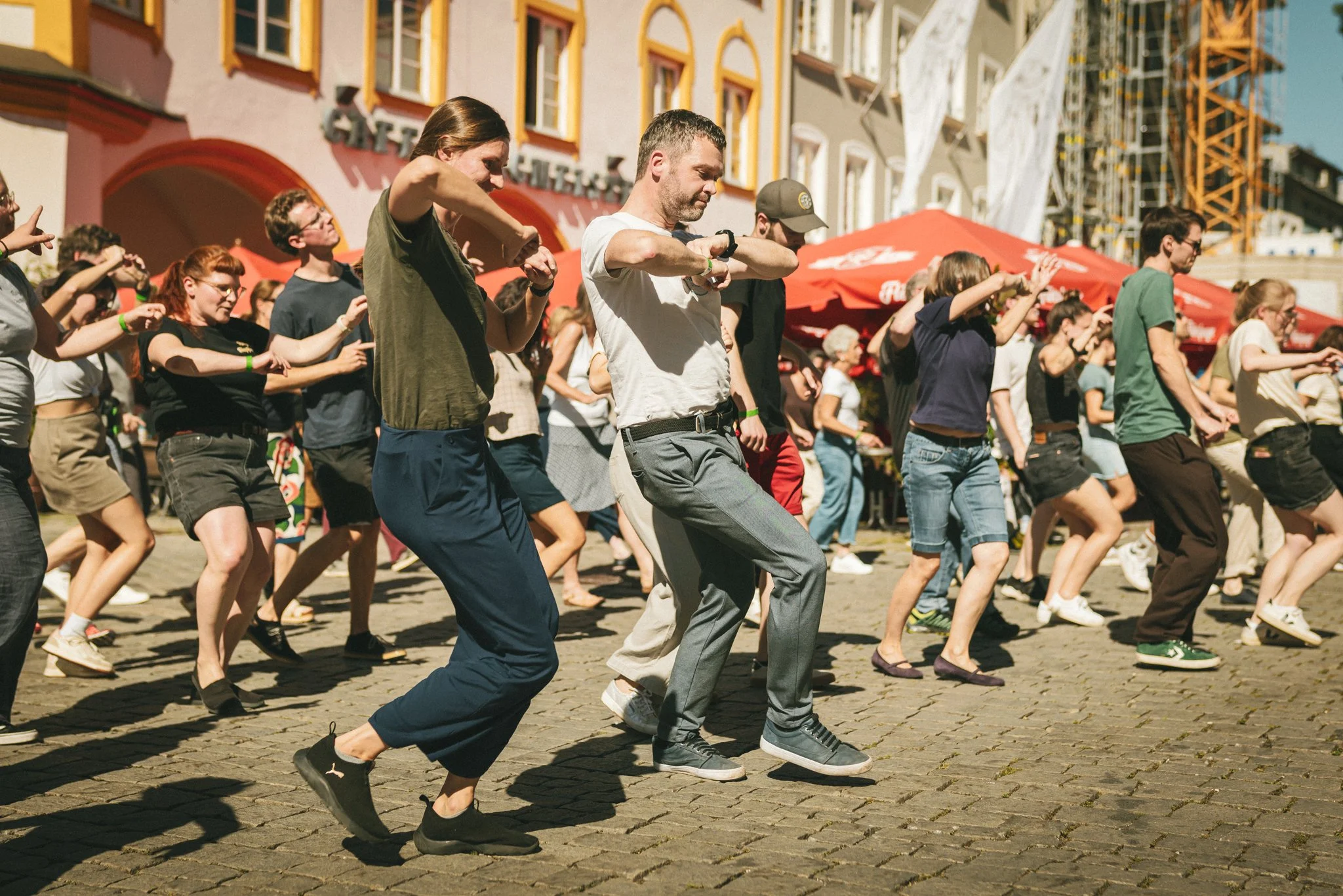 Web_110rosyhoppers-shimsham-outdoor Ida.jpg