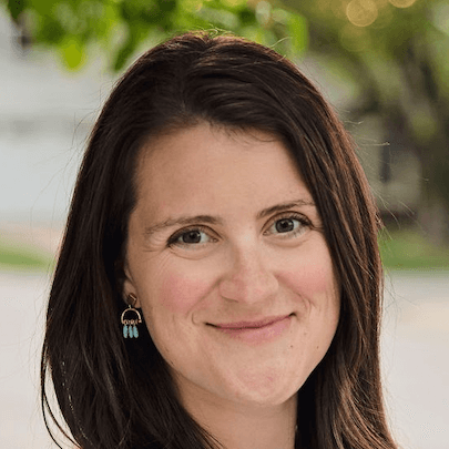 Stephanie Criteser headshot