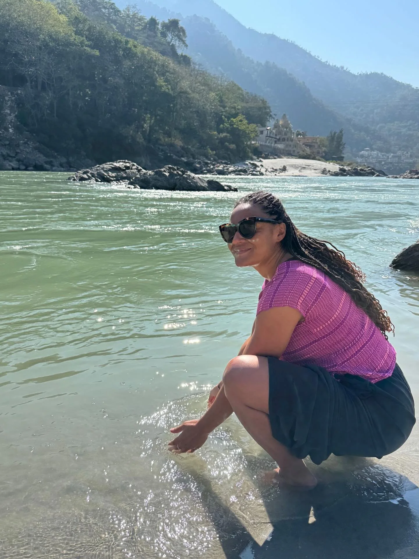 This time last year 🇮🇳

Just days before hosting our Goa retreat in January 2025, Clare @yogalderney and I travelled north to Rishikesh, in the foothills of the Himalayas where the river Ganges first emerges.

I had long dreamed of staying at @anan