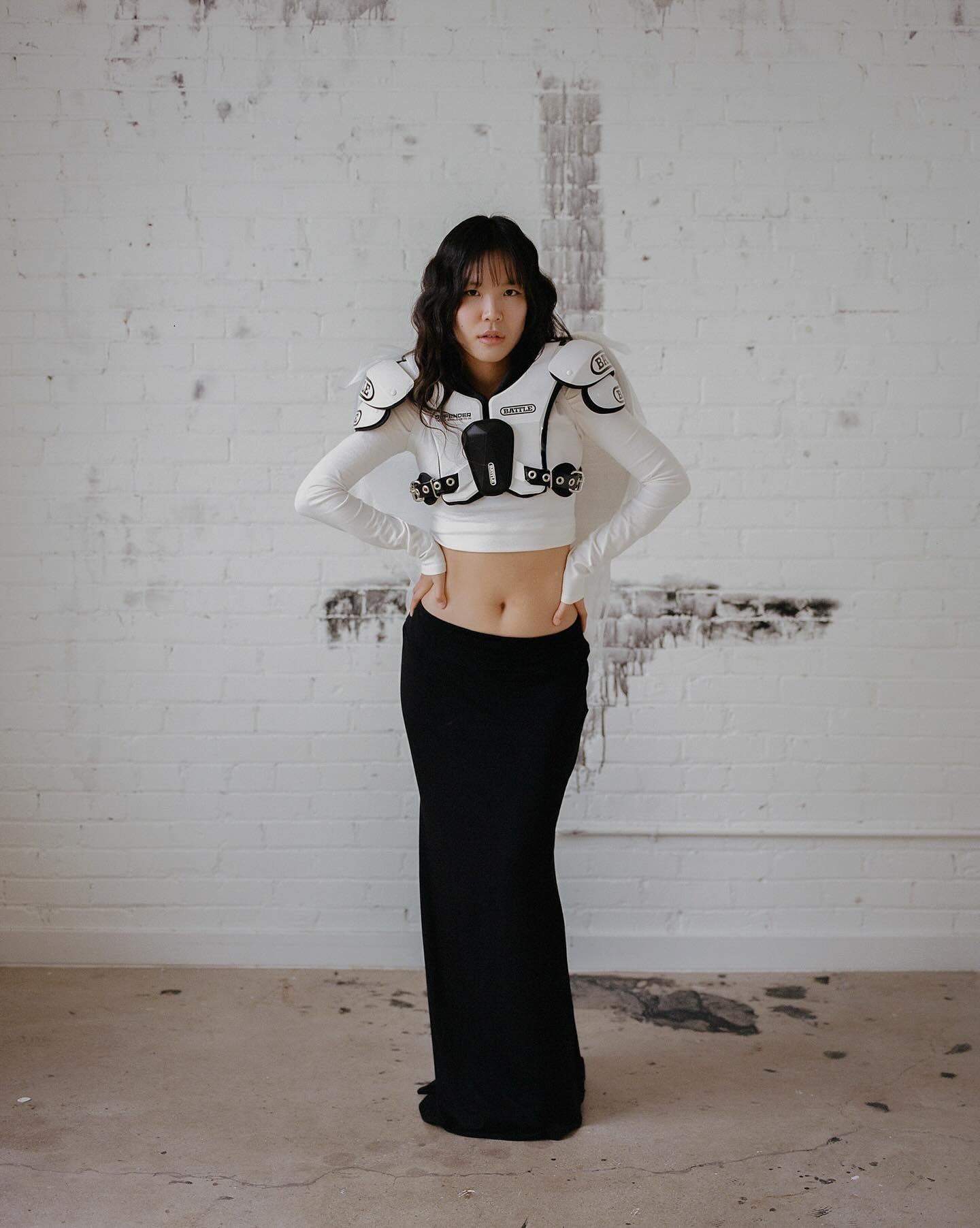 I didn&rsquo;t believe in angels till I met @julyxo_ 
-
-
#thefindlab #findfavs #saltlake #portrait #photography #filmisnotdead #mamiya #120mmfilm #120format #angels #filmphotography #mamiyarb67 #studio #naturallight